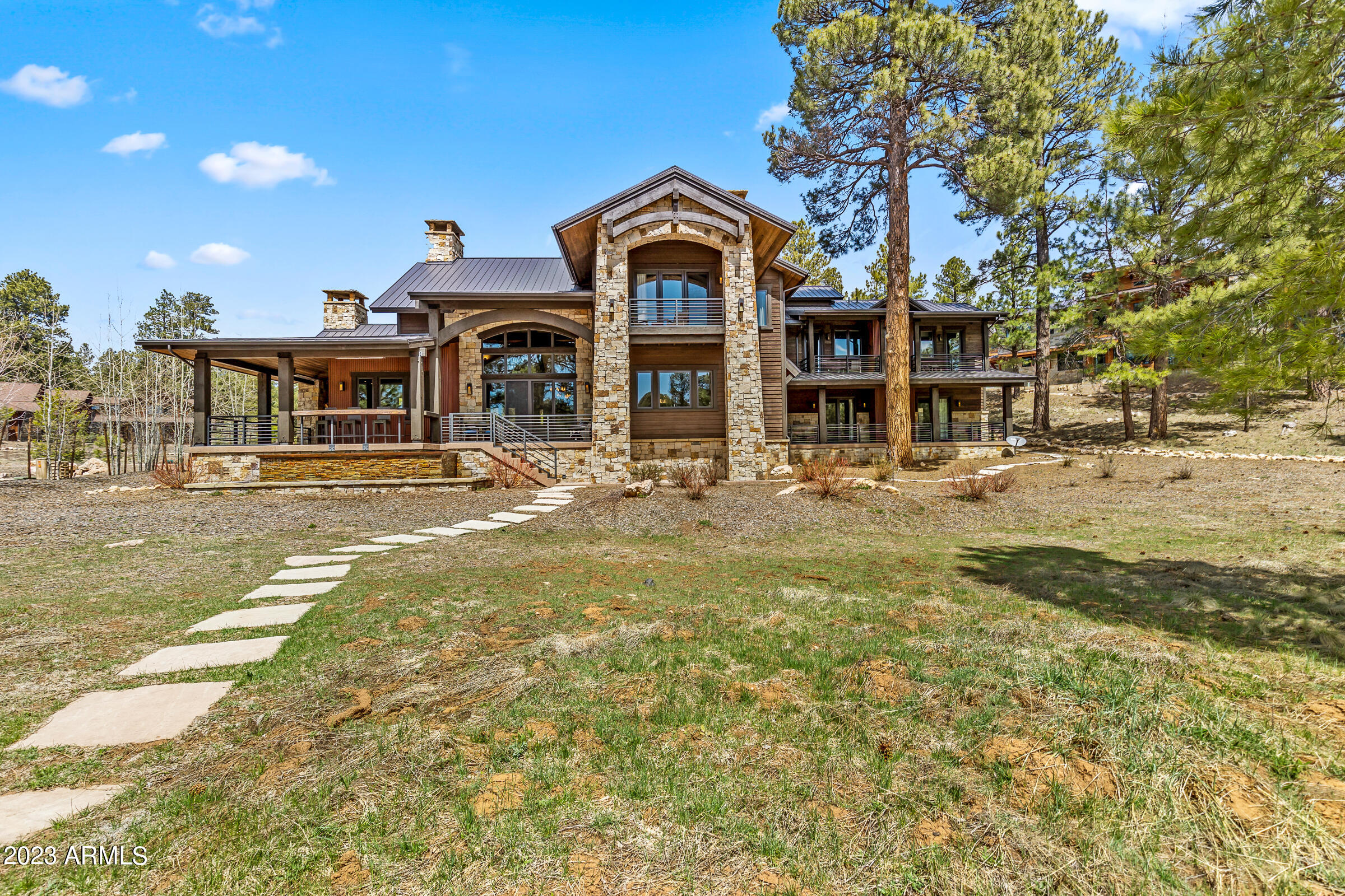 THE ESTATES AT PINE CANYON UNIT 1 LOT 42 - Residential