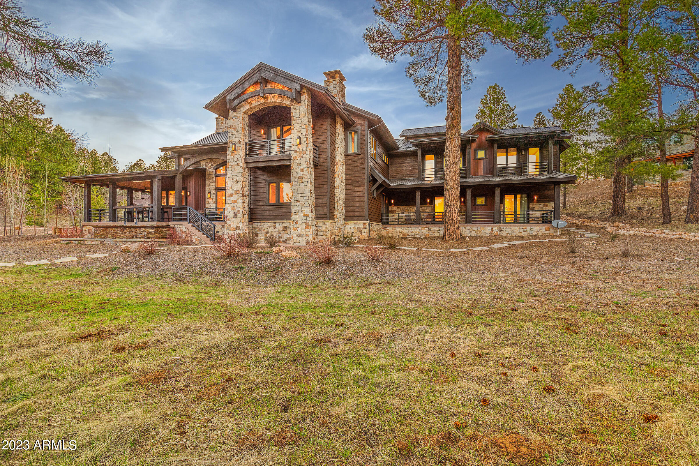 THE ESTATES AT PINE CANYON UNIT 1 LOT 42 - Residential