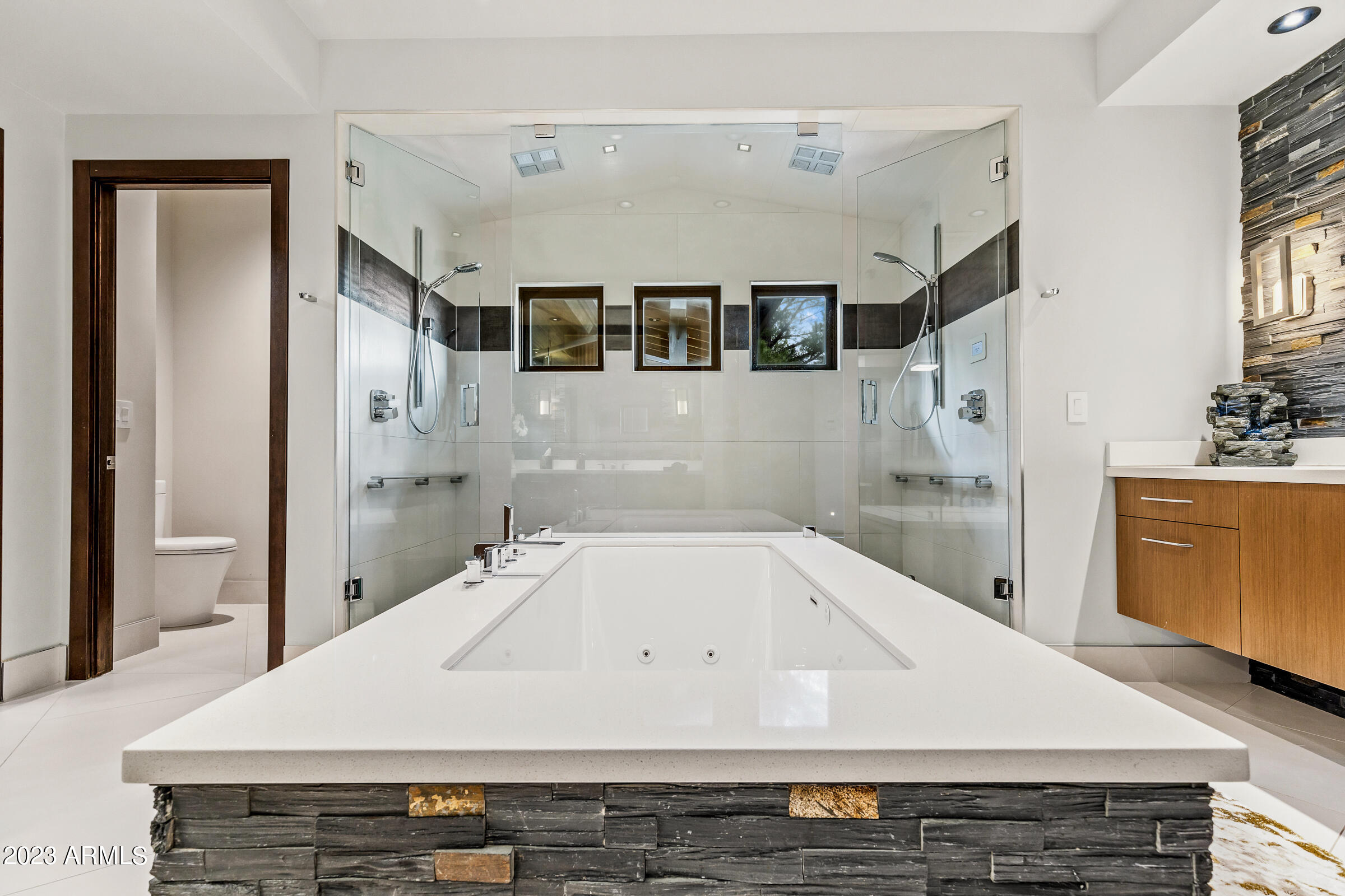 THE ESTATES AT PINE CANYON UNIT 1 LOT 42 - Residential