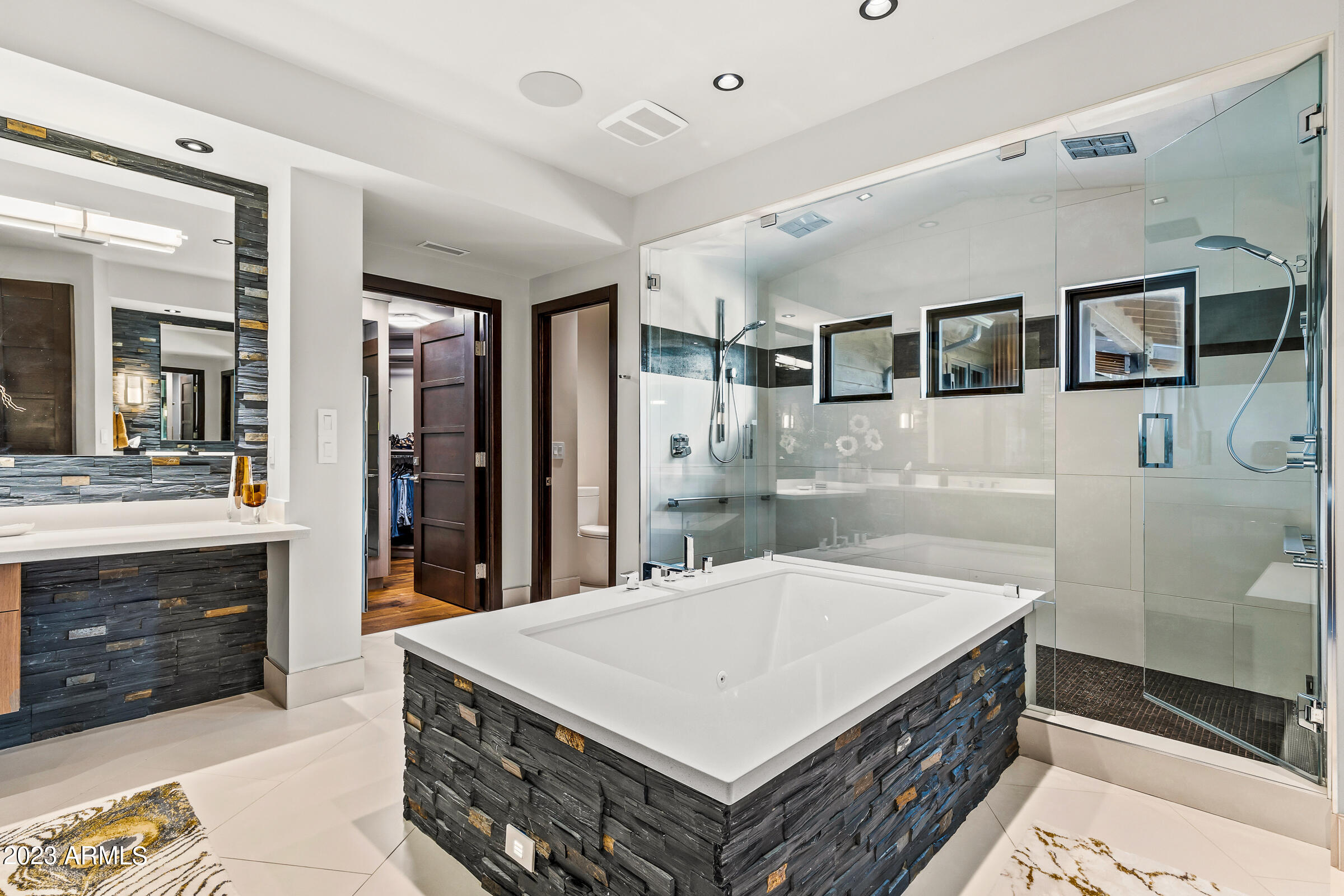 THE ESTATES AT PINE CANYON UNIT 1 LOT 42 - Residential