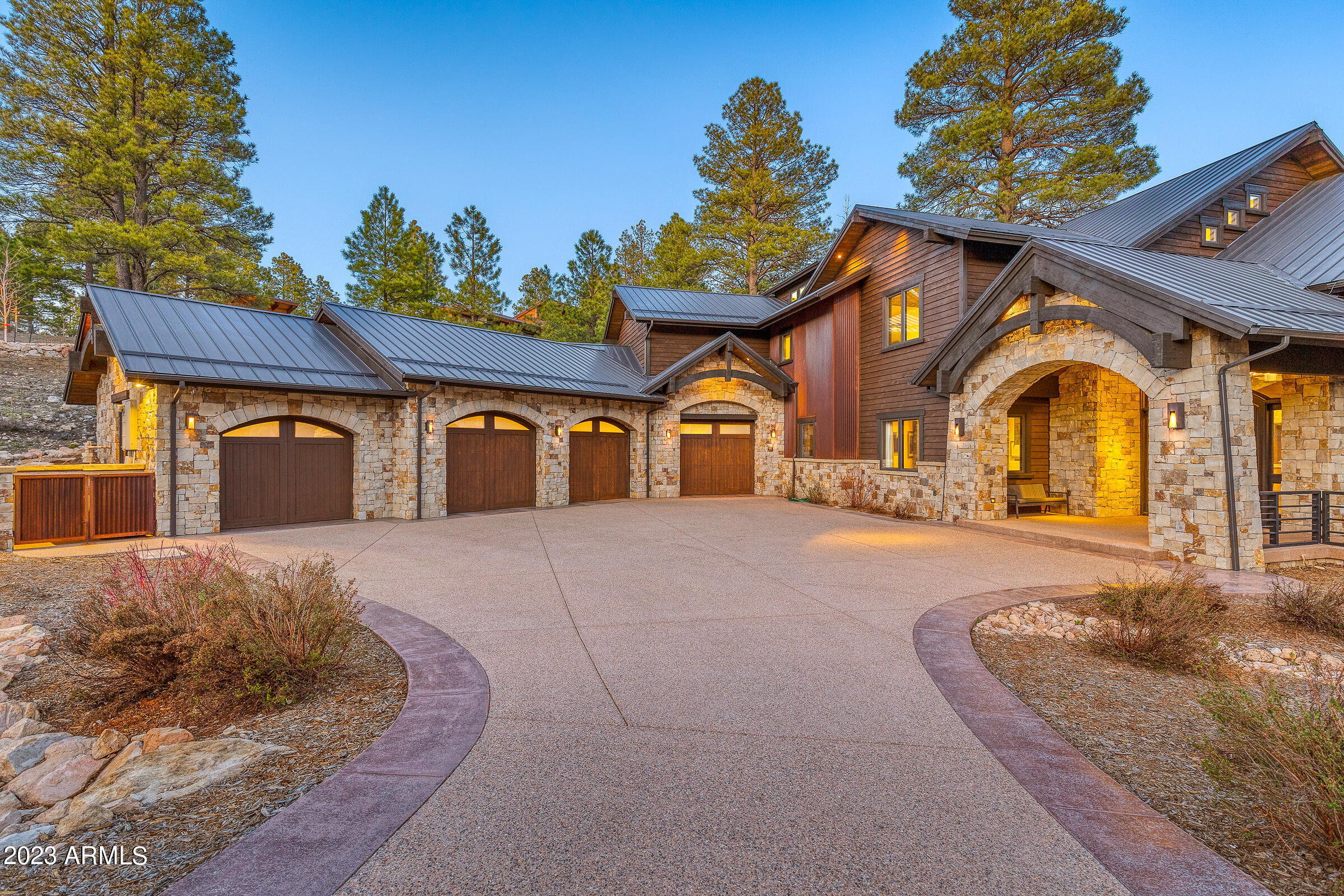 THE ESTATES AT PINE CANYON UNIT 1 LOT 42 - Residential