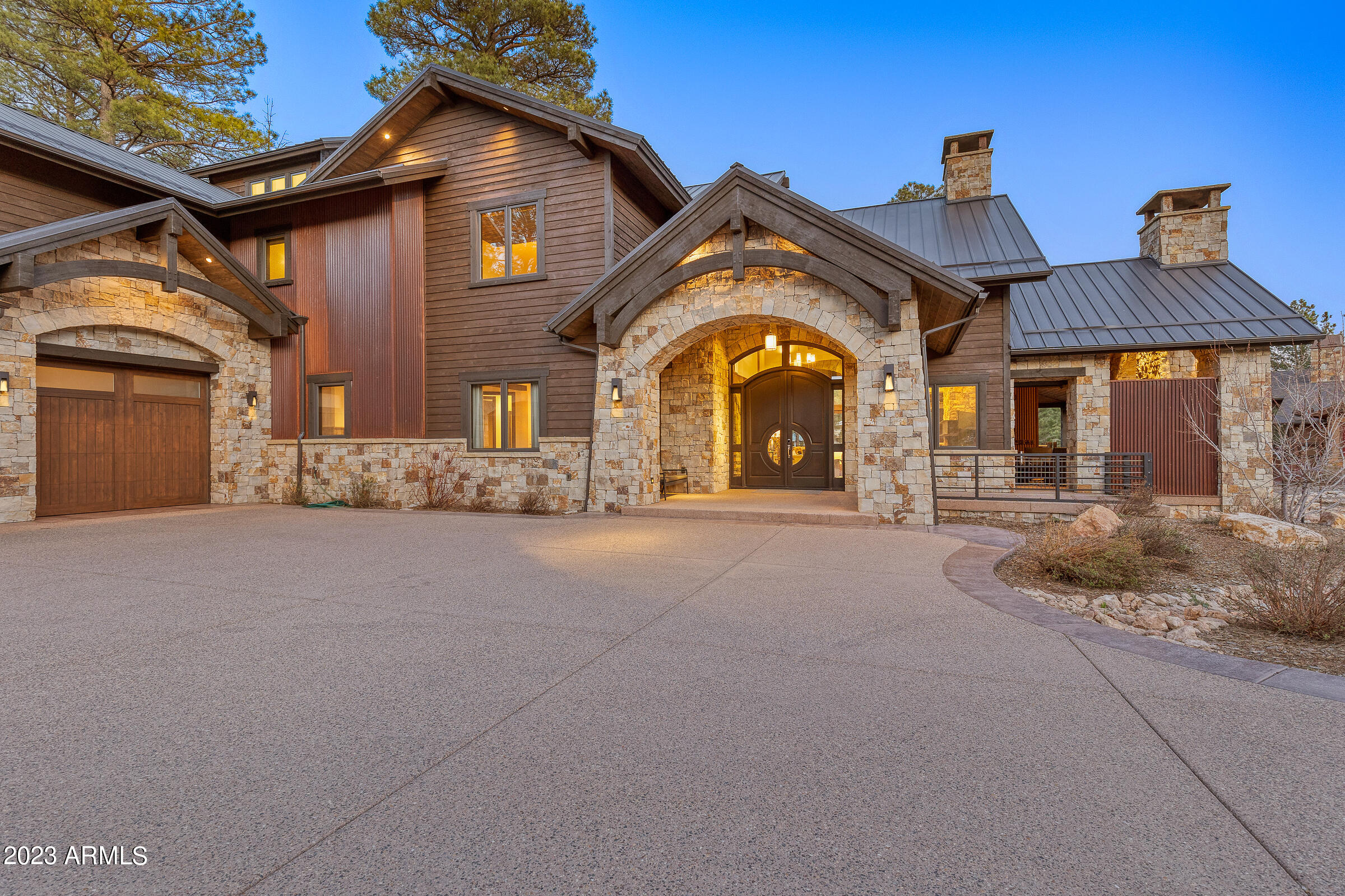 THE ESTATES AT PINE CANYON UNIT 1 LOT 42 - Residential
