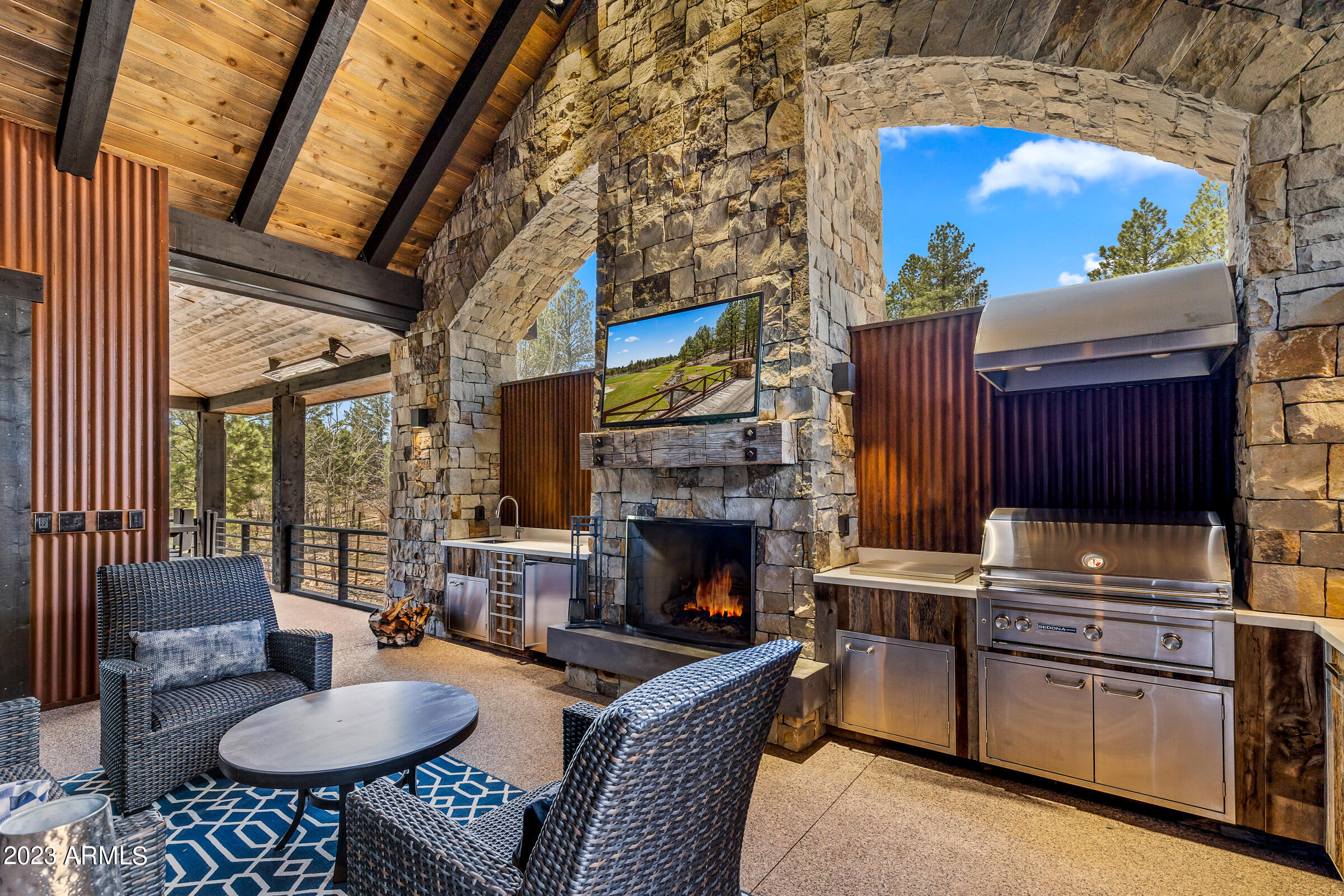 THE ESTATES AT PINE CANYON UNIT 1 LOT 42 - Residential