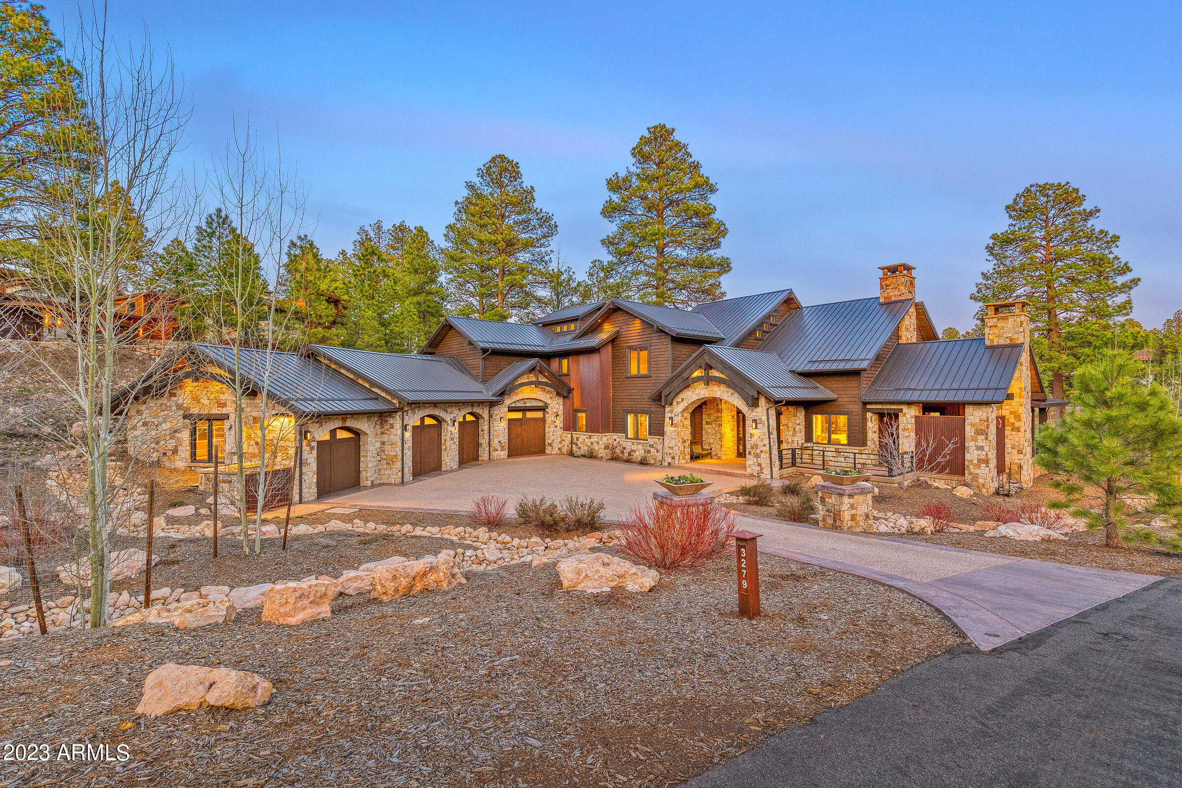 THE ESTATES AT PINE CANYON UNIT 1 LOT 42 - Residential