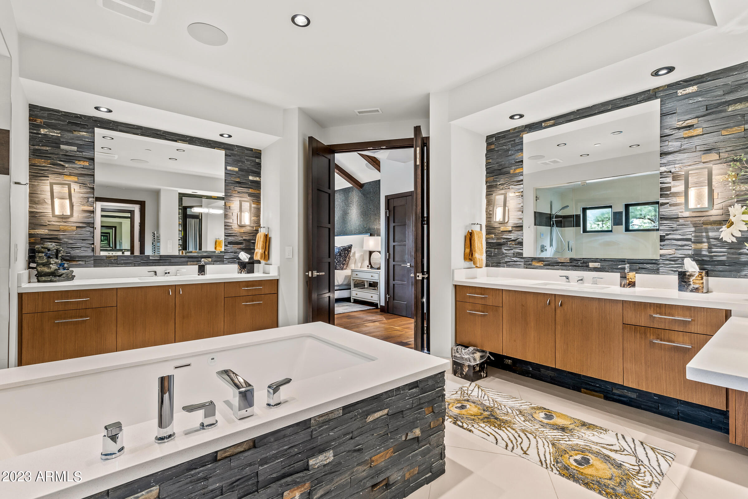 THE ESTATES AT PINE CANYON UNIT 1 LOT 42 - Residential