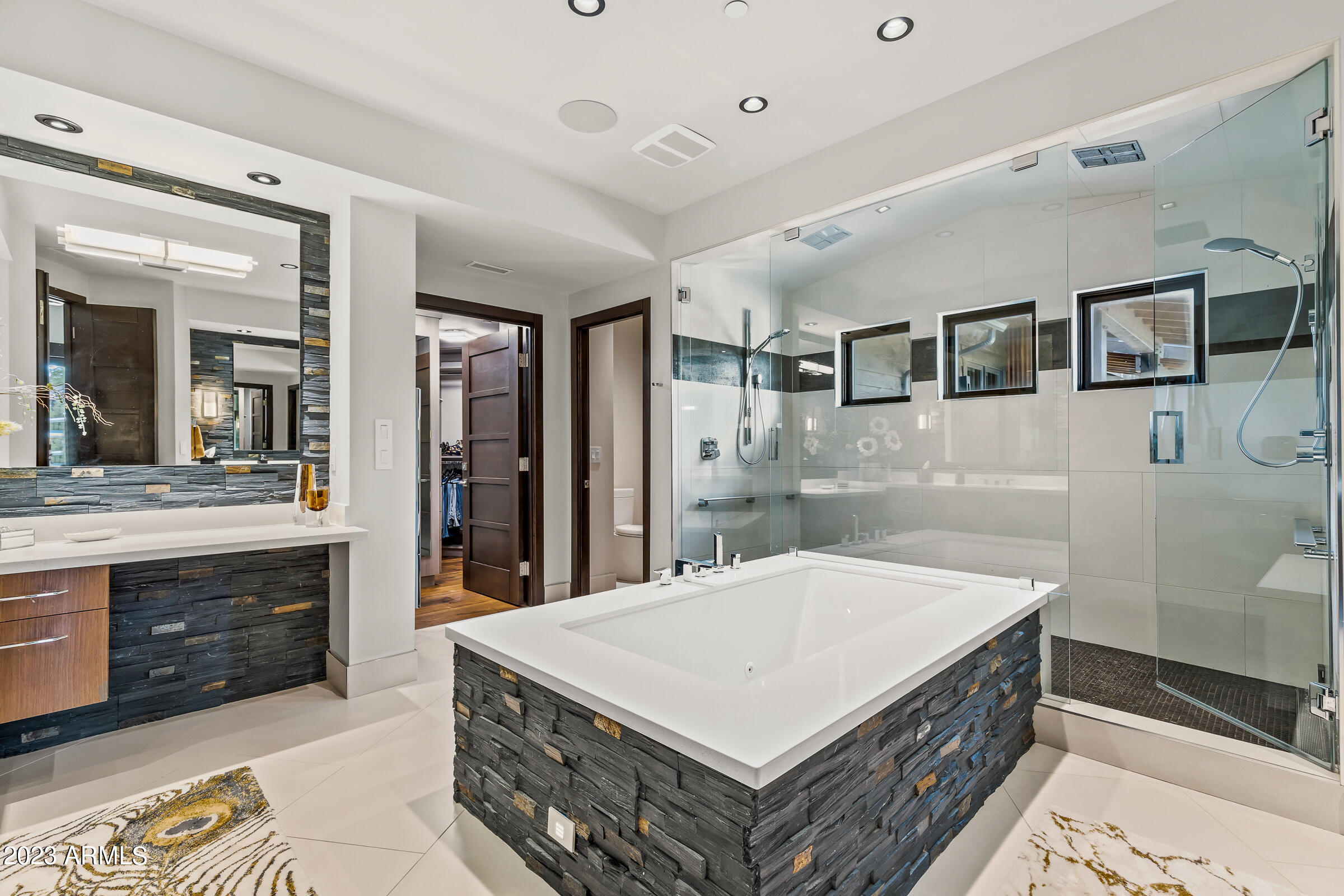 THE ESTATES AT PINE CANYON UNIT 1 LOT 42 - Residential