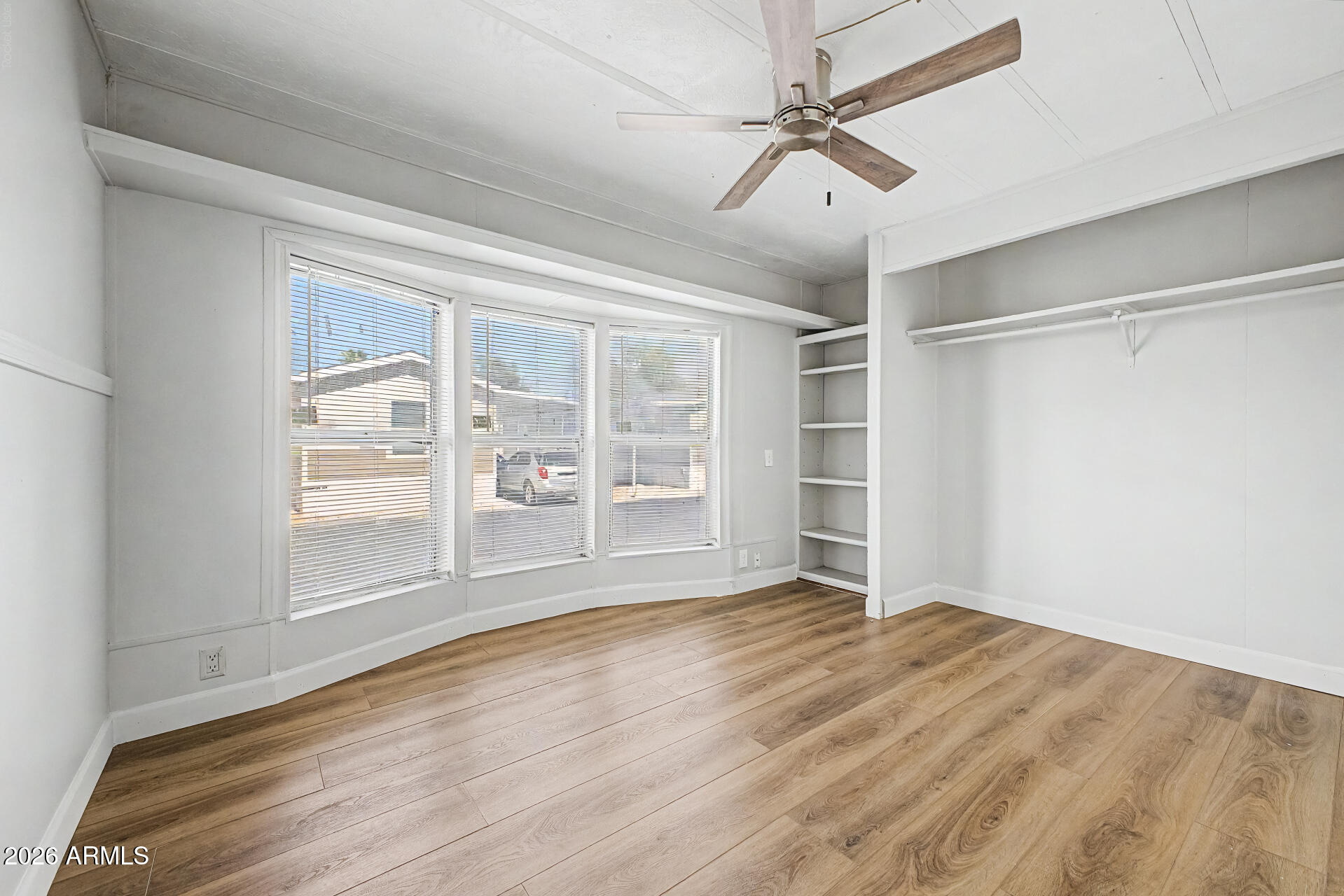 Paradise Groves Manufactured Home Park - Residential