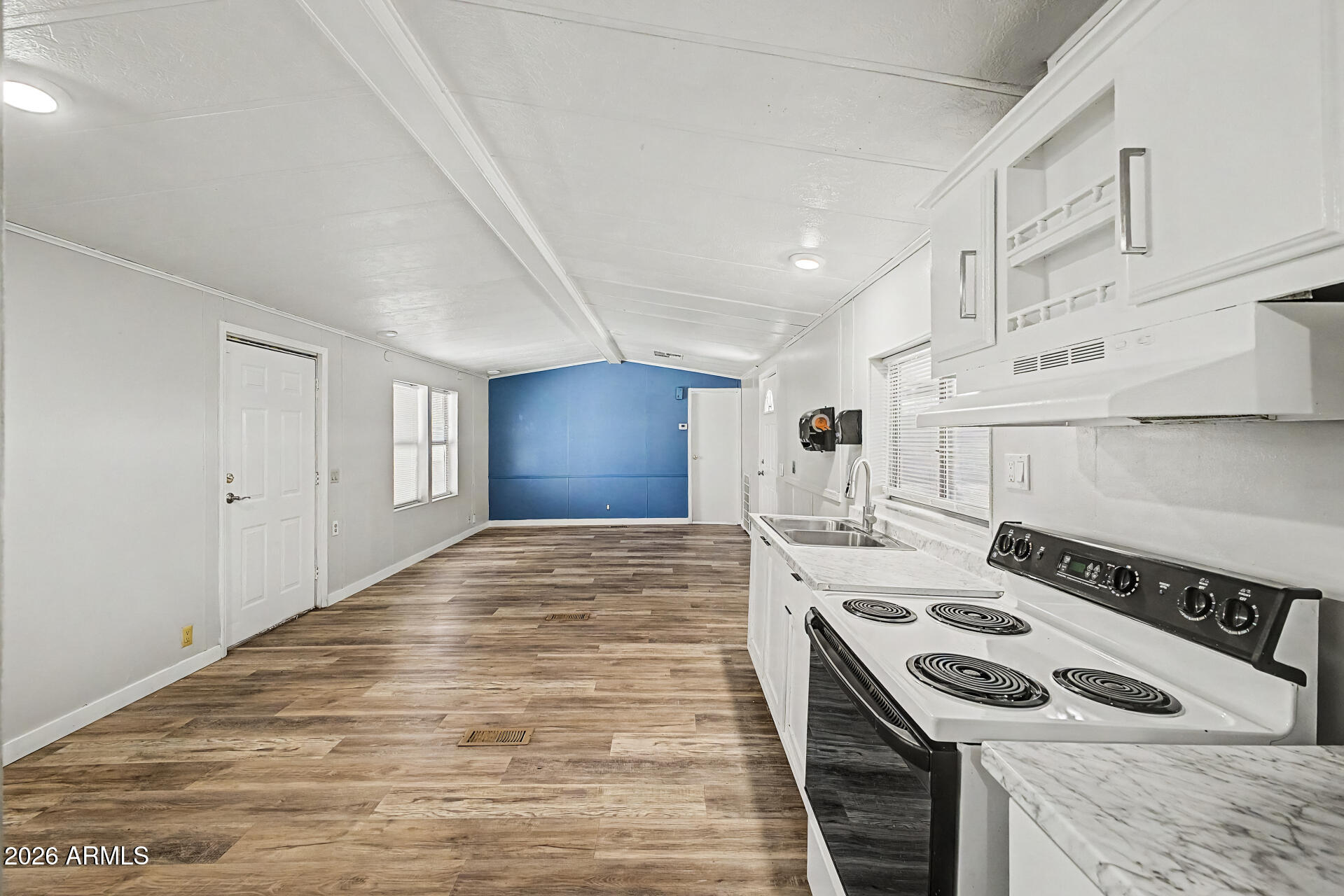 Paradise Groves Manufactured Home Park - Residential