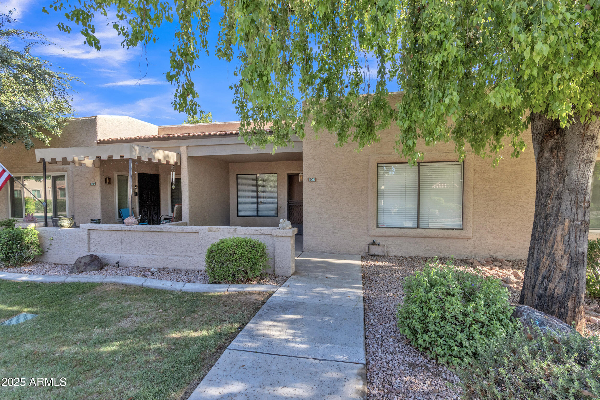 We invite you to explore resort-style living in prestigious, guard-gated 55+ Sun Village! This well-designed home offers a kitchen, inside laundry, and private patio.Step into a vibrant, active lifestyle with a 47,000 sq ft recreation center and resort-style amenities including an 18‑hole par‑3 walking golf course & Pro Shop, scenic lakes with walking/biking trails, heated pool & spa with waterfall and shaded cabanas, Art Center, Fitness Center, Library, Billiards, Horseshoe Pits, Kachina Ballroom, Multi-Purpose Room (bingo/movies/concerts/video spot), Sewing Room, Resident Lounge, Gift Gallery, Salon, Church, RV storage, Shuffleboard, Pickleball, Tennis, Ping-Pong, Woodshop, Memorial Rose Garden, plus more clubs, classes & events—all within walking distance of shop