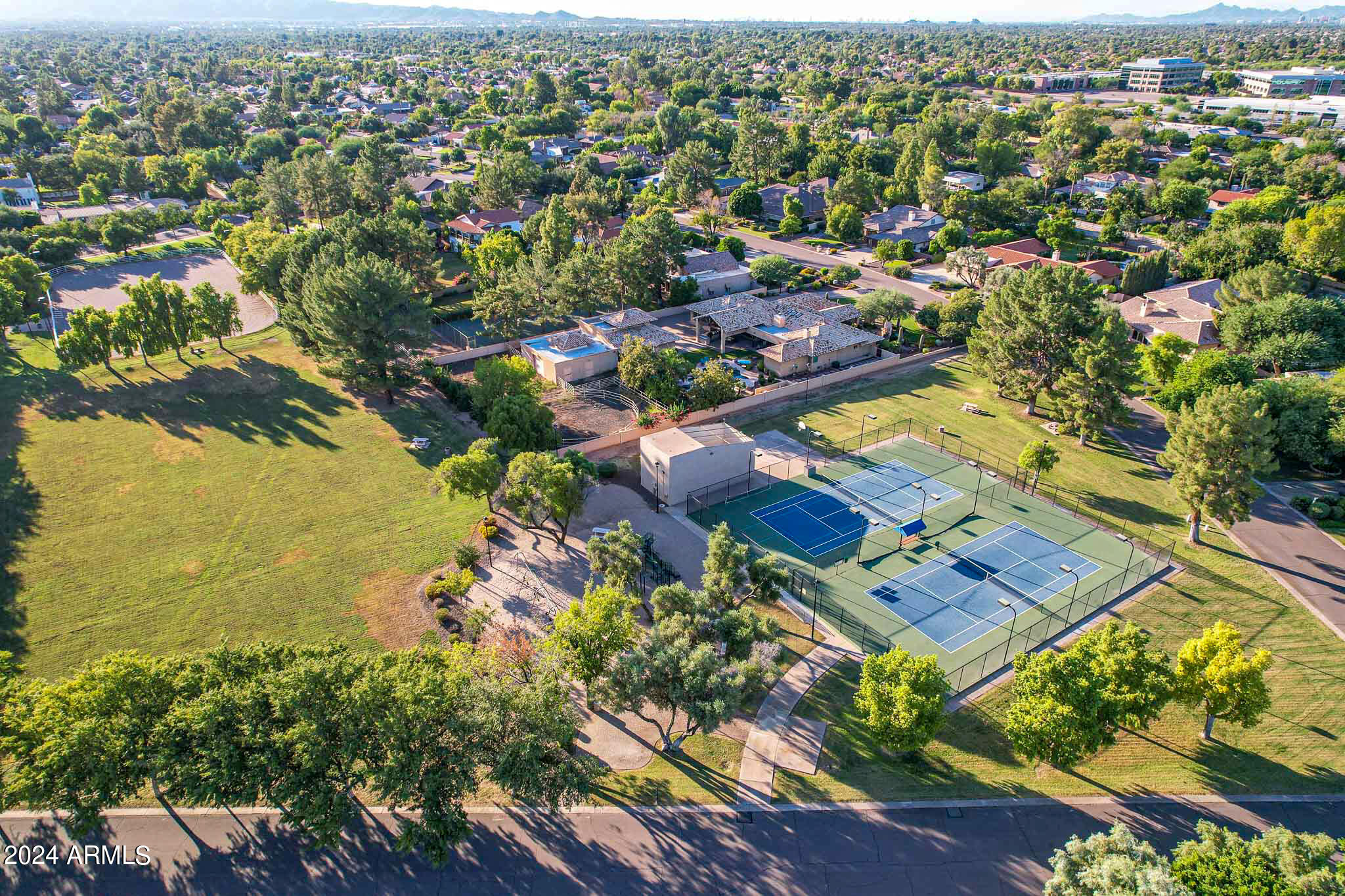 CIRCLE G RANCHES - Residential