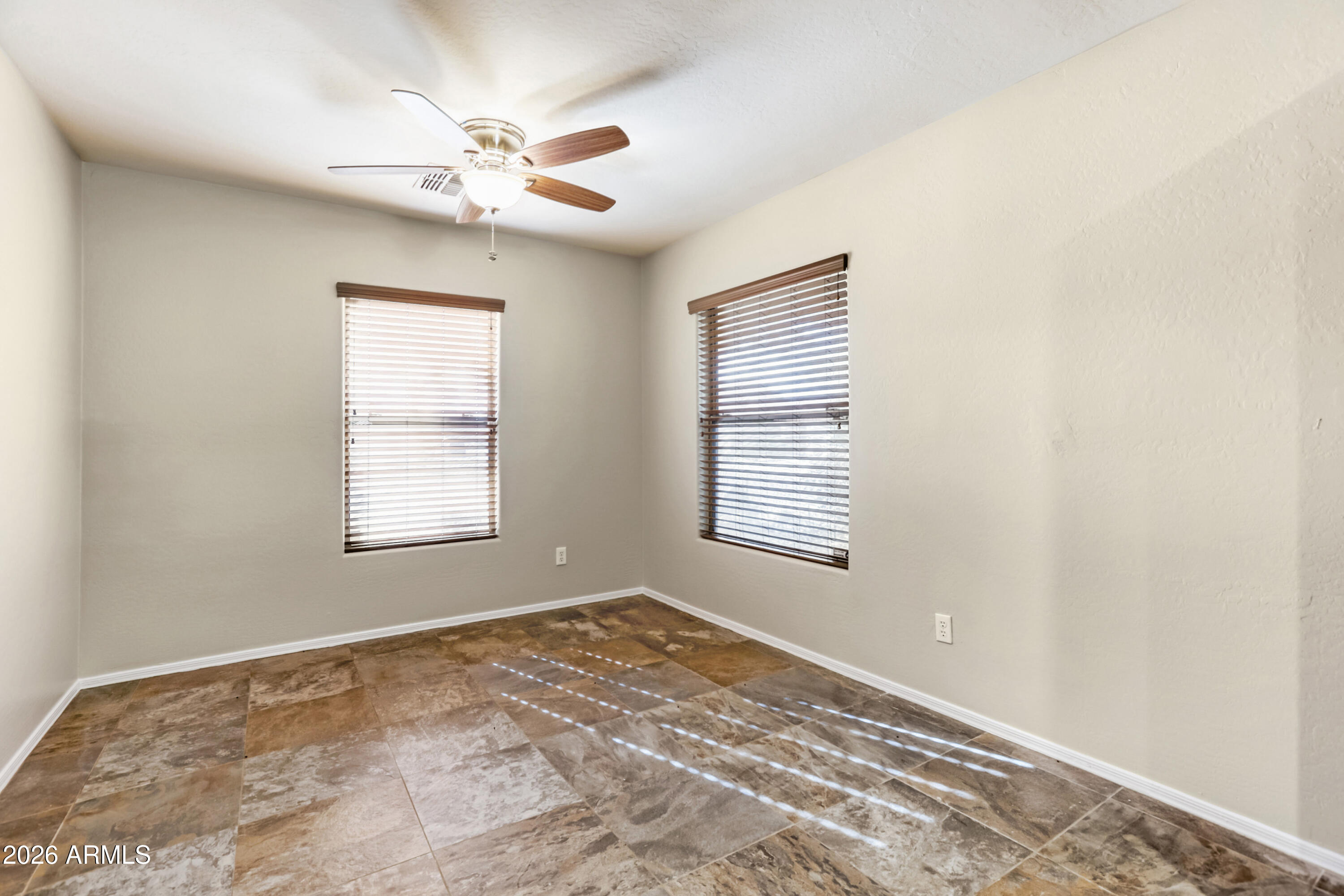 SENITA UNIT 1 - Residential