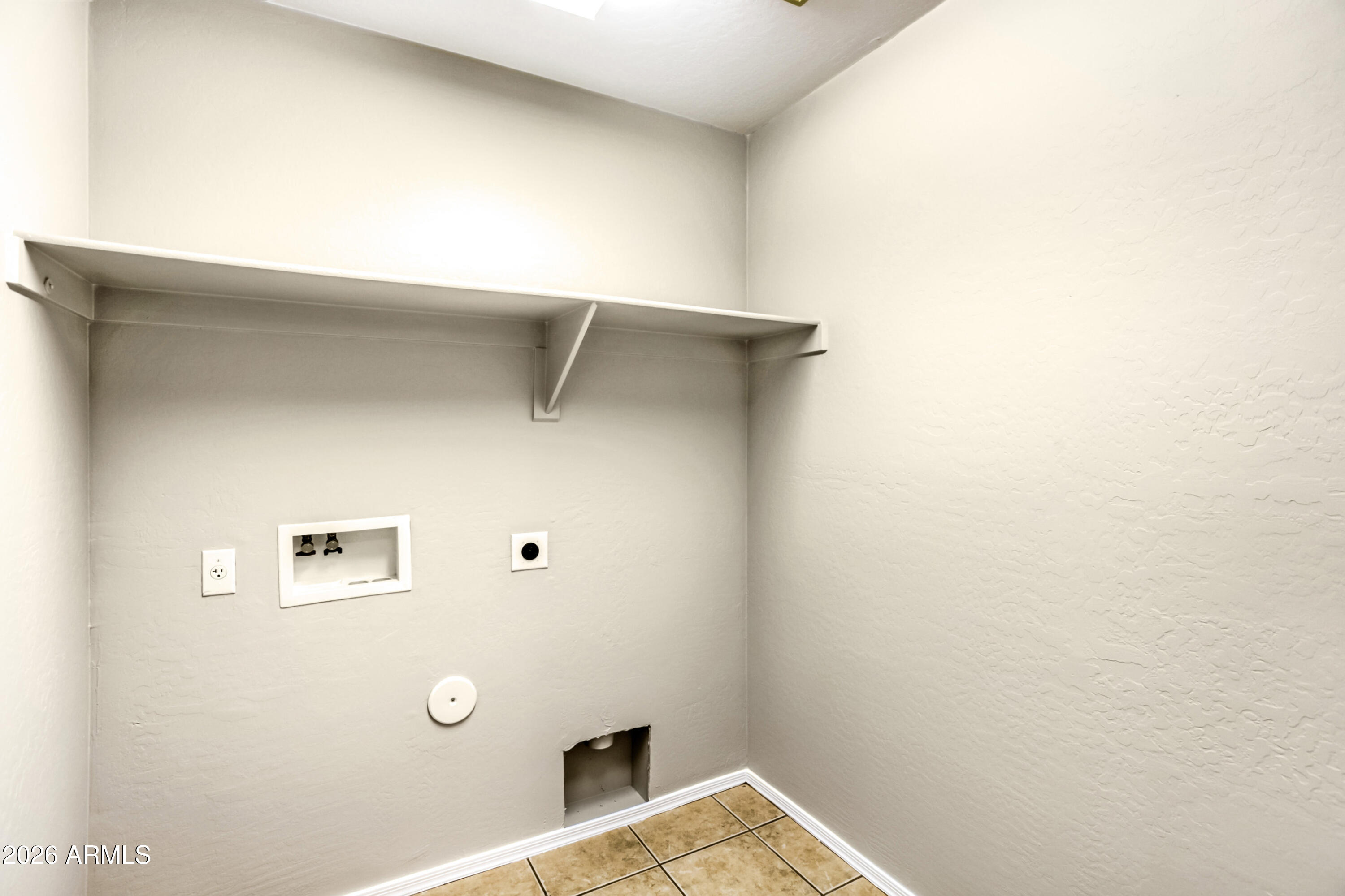 SENITA UNIT 1 - Residential