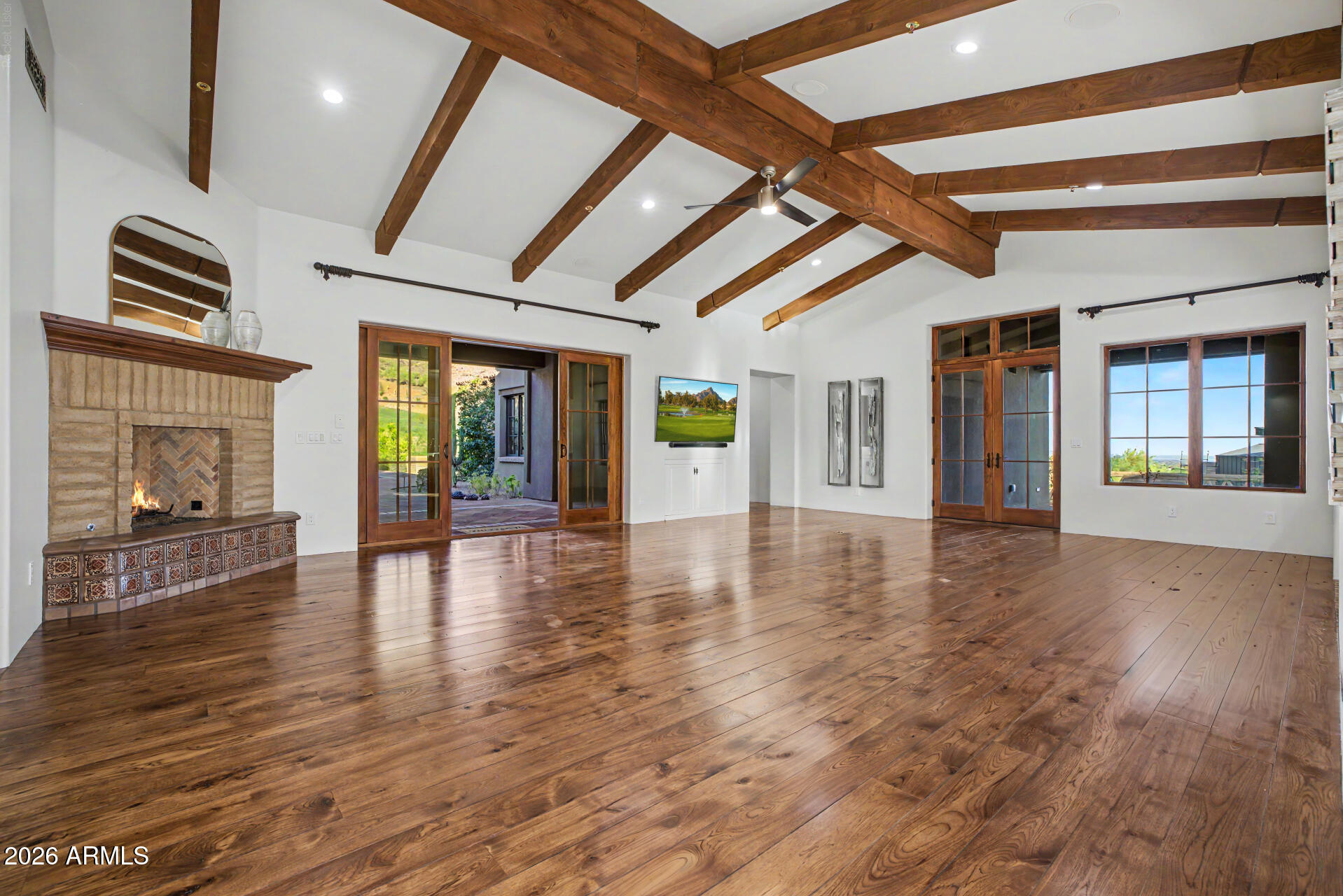 DC RANCH - Residential