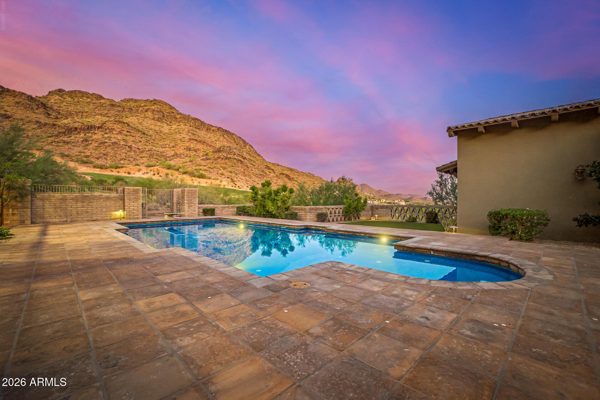 DC RANCH - Residential