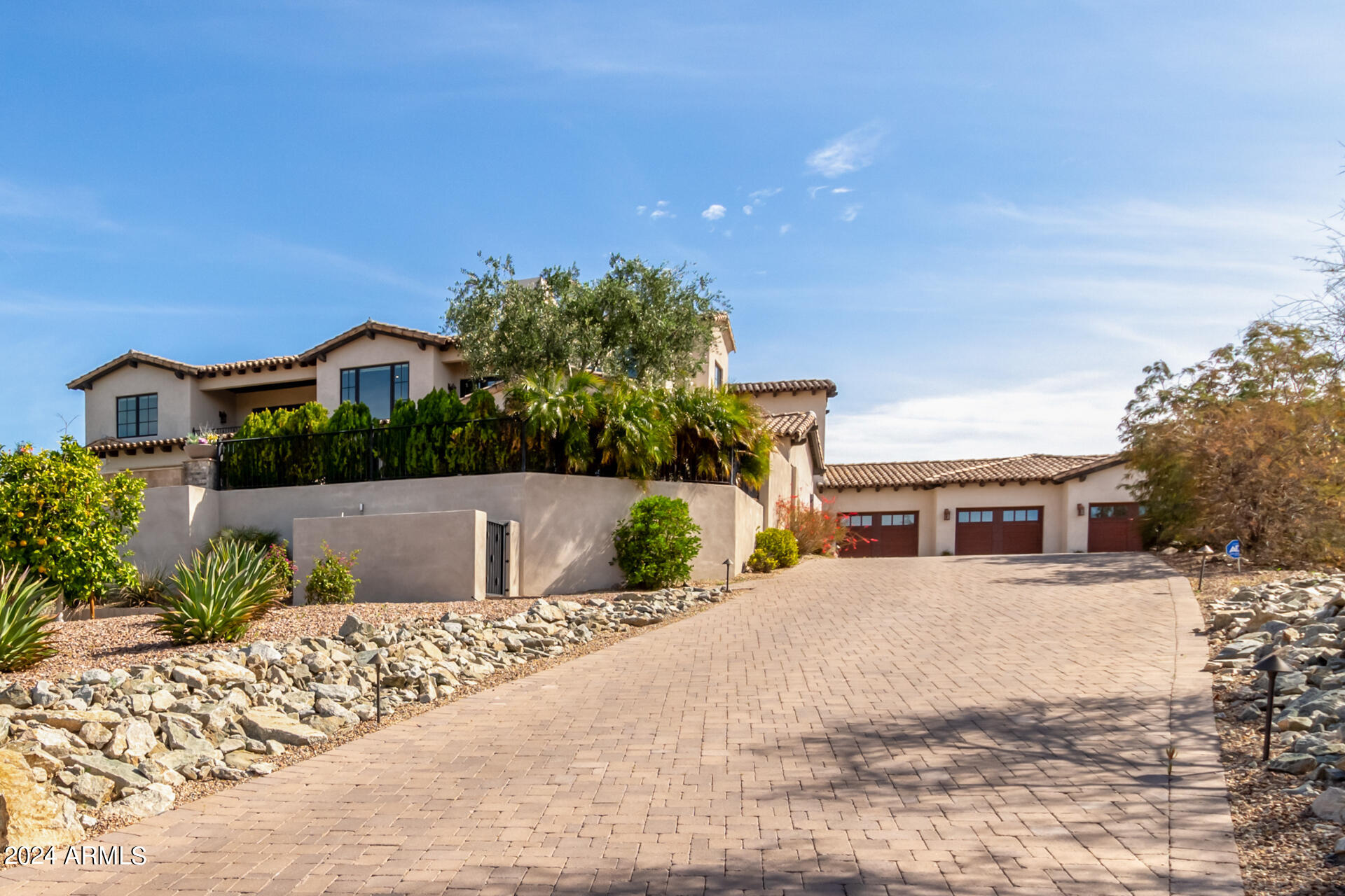 AHWATUKEE CUSTOM ESTATES - Residential