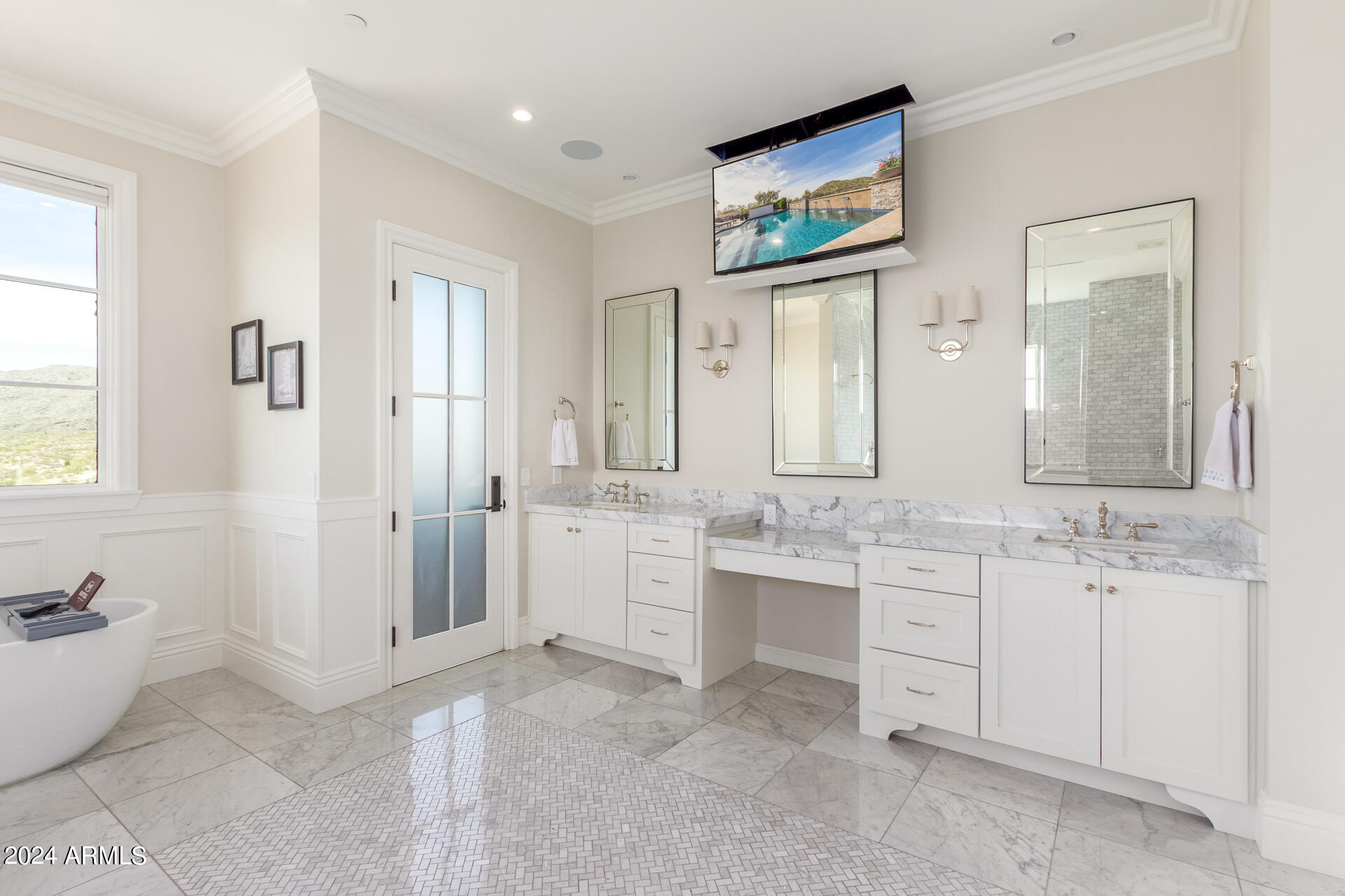 AHWATUKEE CUSTOM ESTATES - Residential