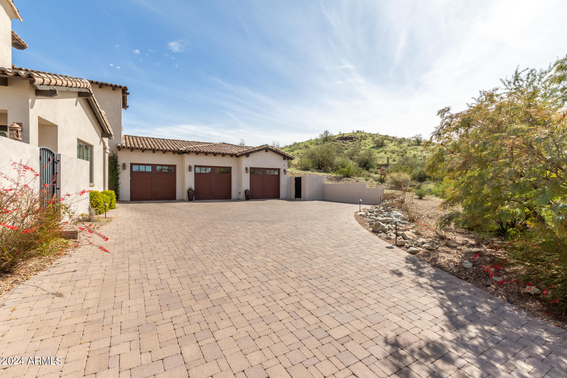 AHWATUKEE CUSTOM ESTATES - Residential