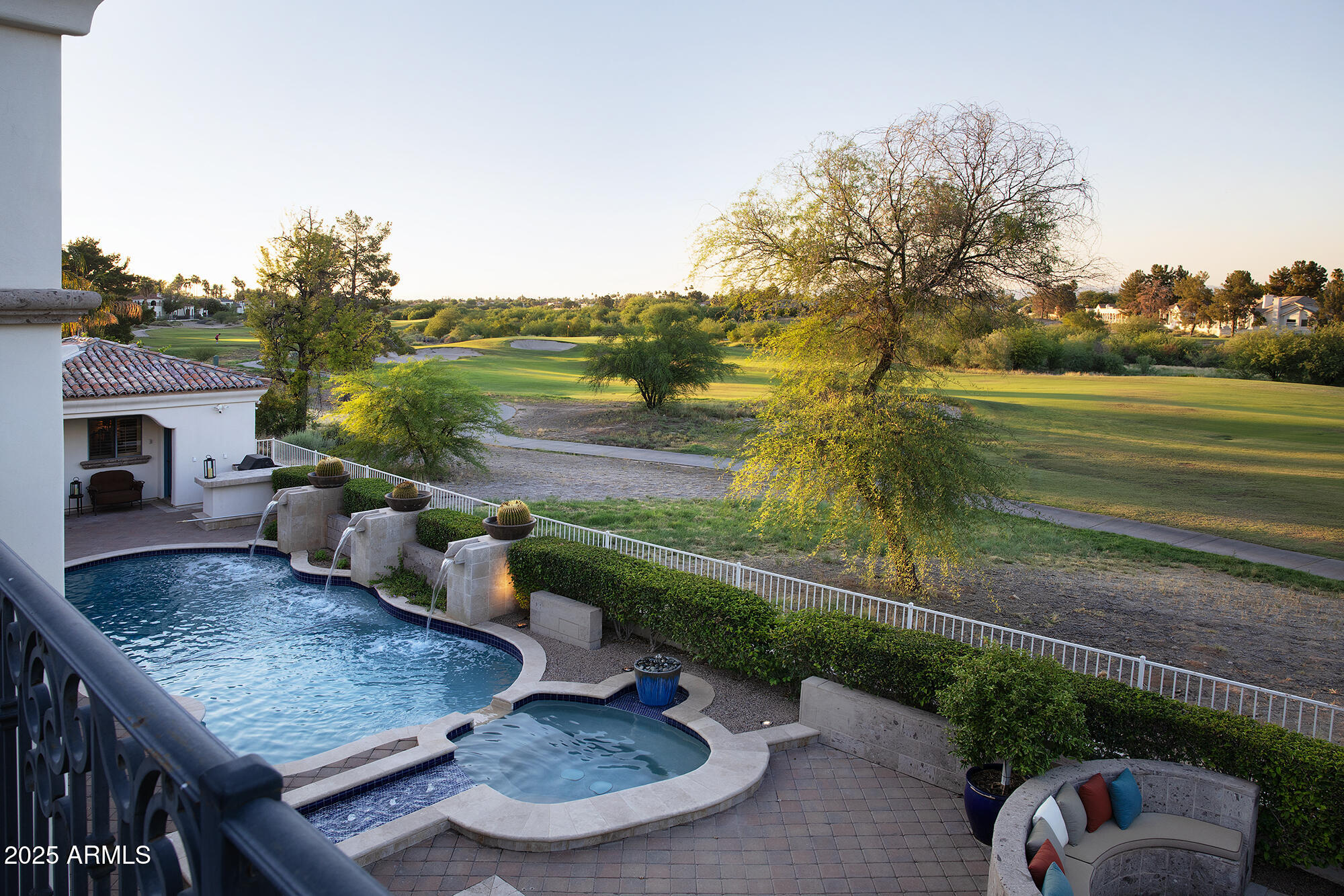 CAMELBACK COUNTRY ESTATES UNIT 4 - Residential