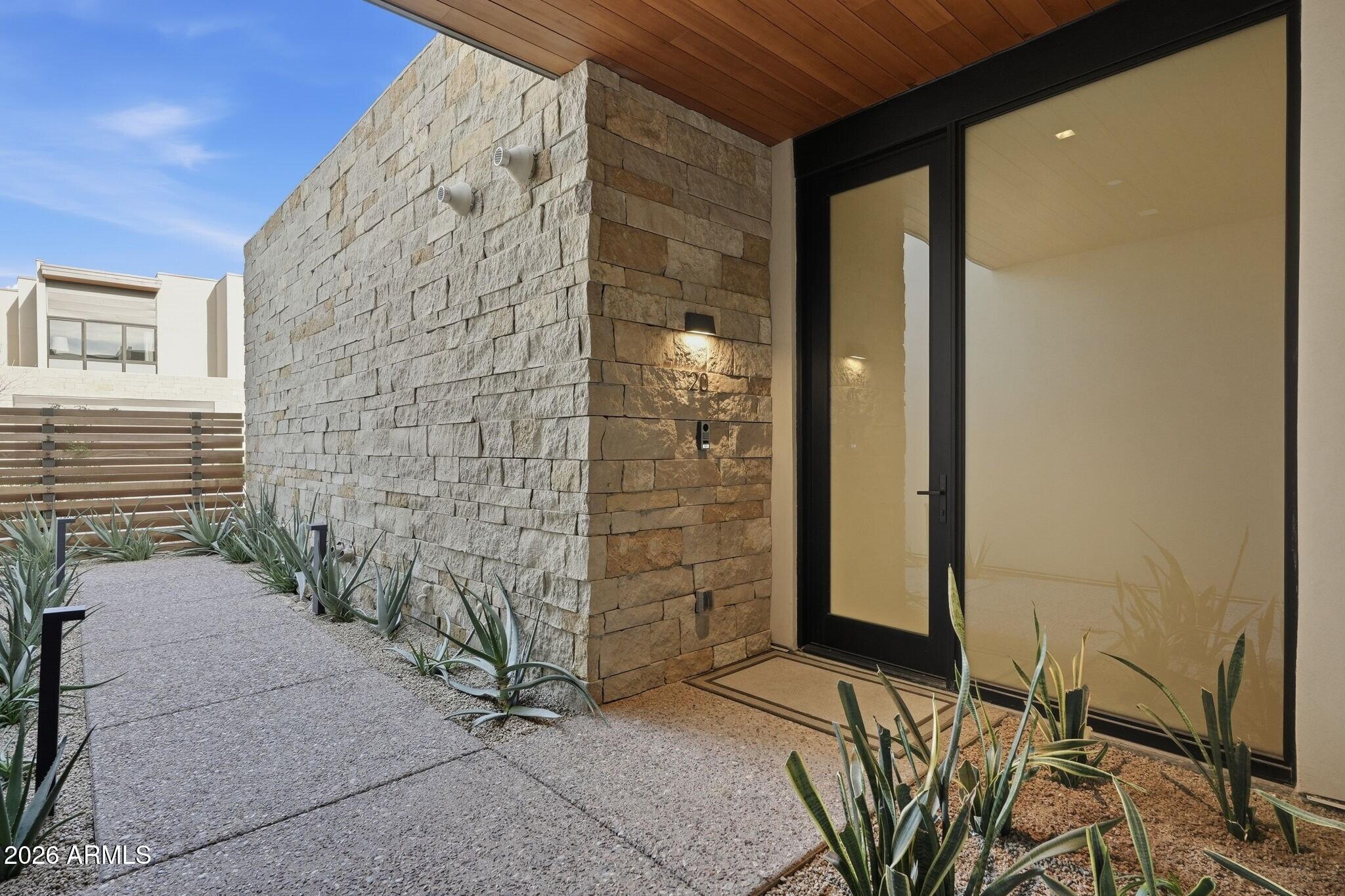 PHOENICIAN - Residential
