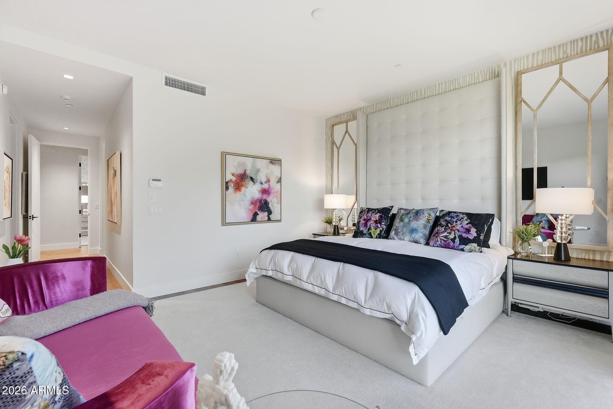 PHOENICIAN - Residential