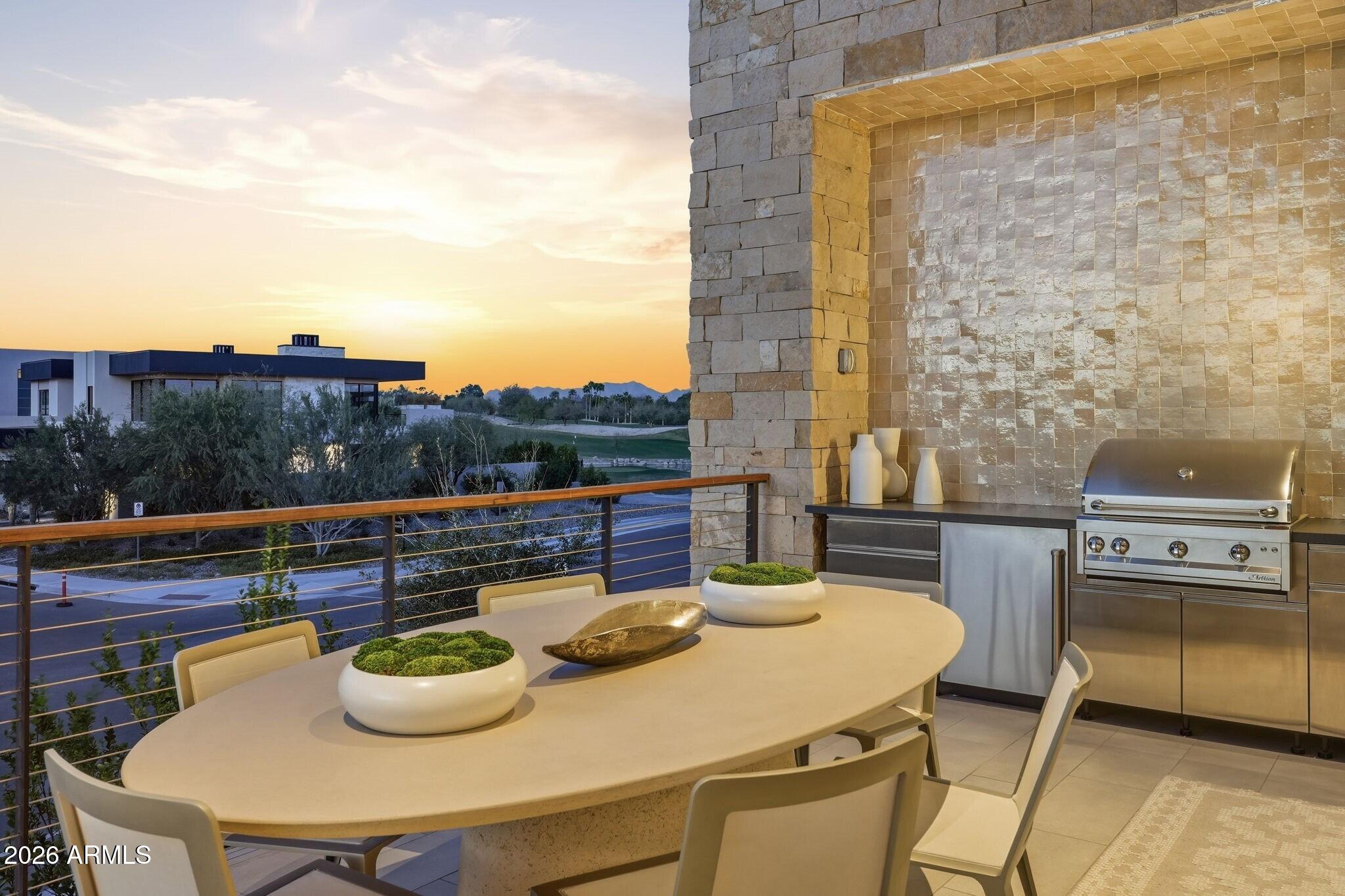 PHOENICIAN - Residential