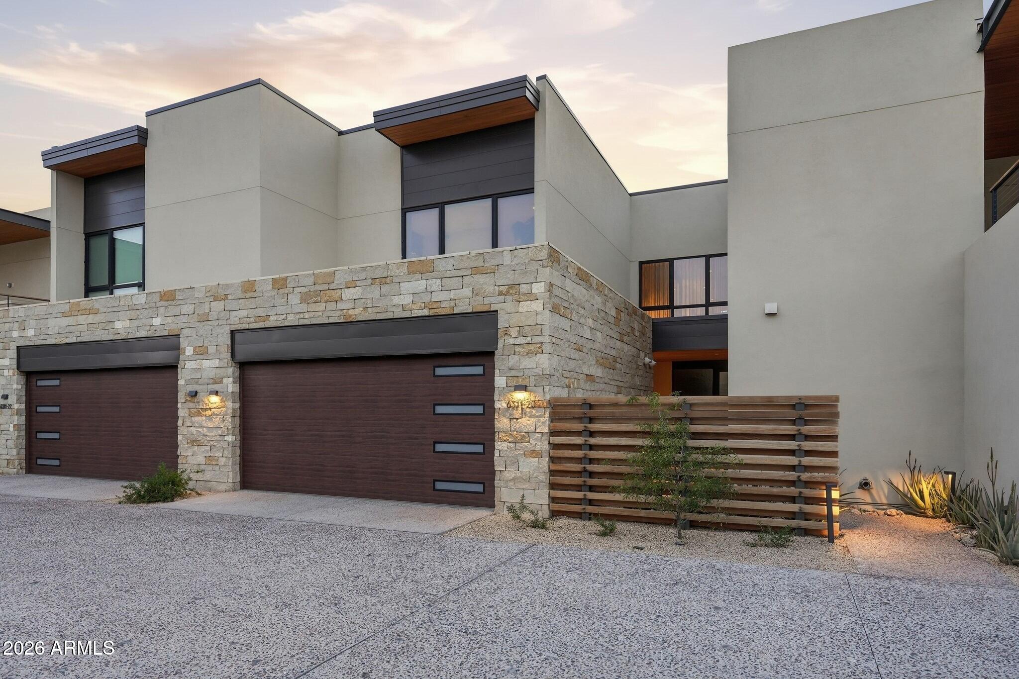 PHOENICIAN - Residential