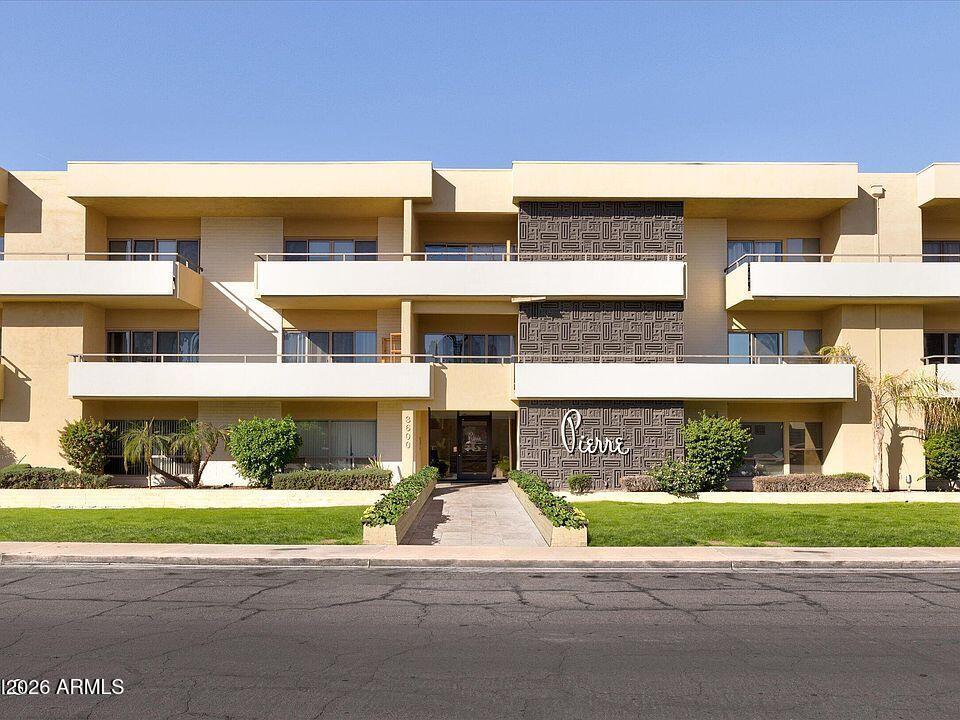 PIERRE ON 5TH AVENUE CONDOMINIUM AMD - Residential