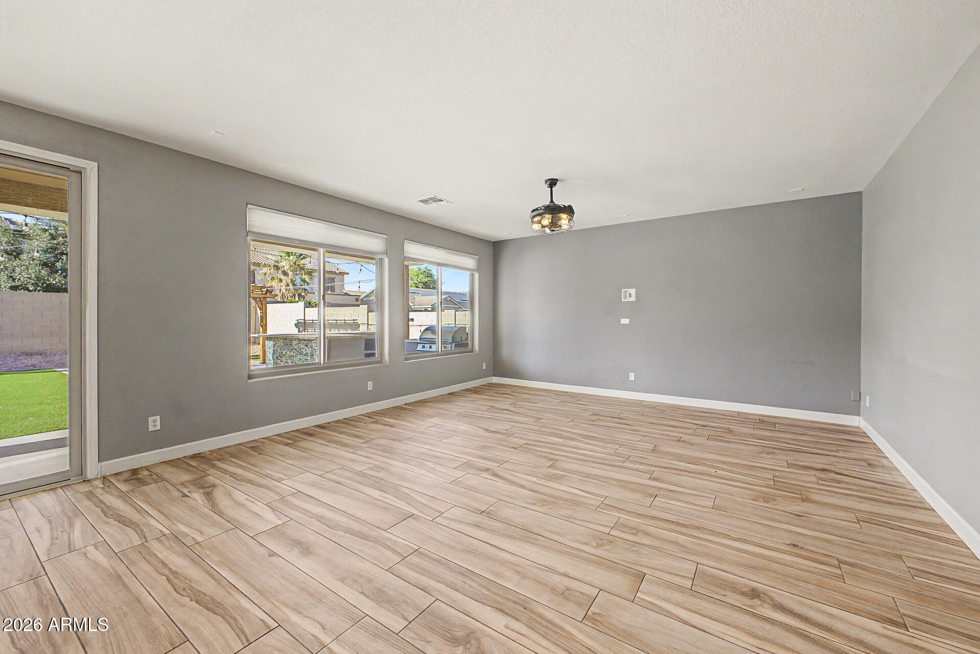 ROYAL RANCH UNIT 2 PARCEL 9 - Residential