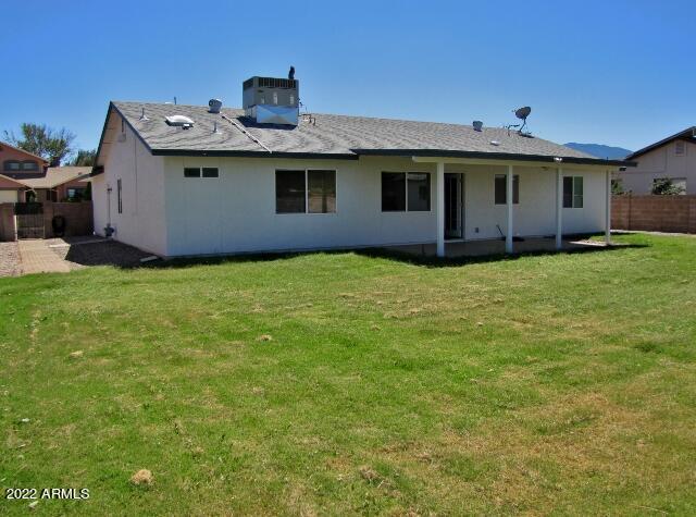 TRACT UNIT 115 AMD - Residential Lease