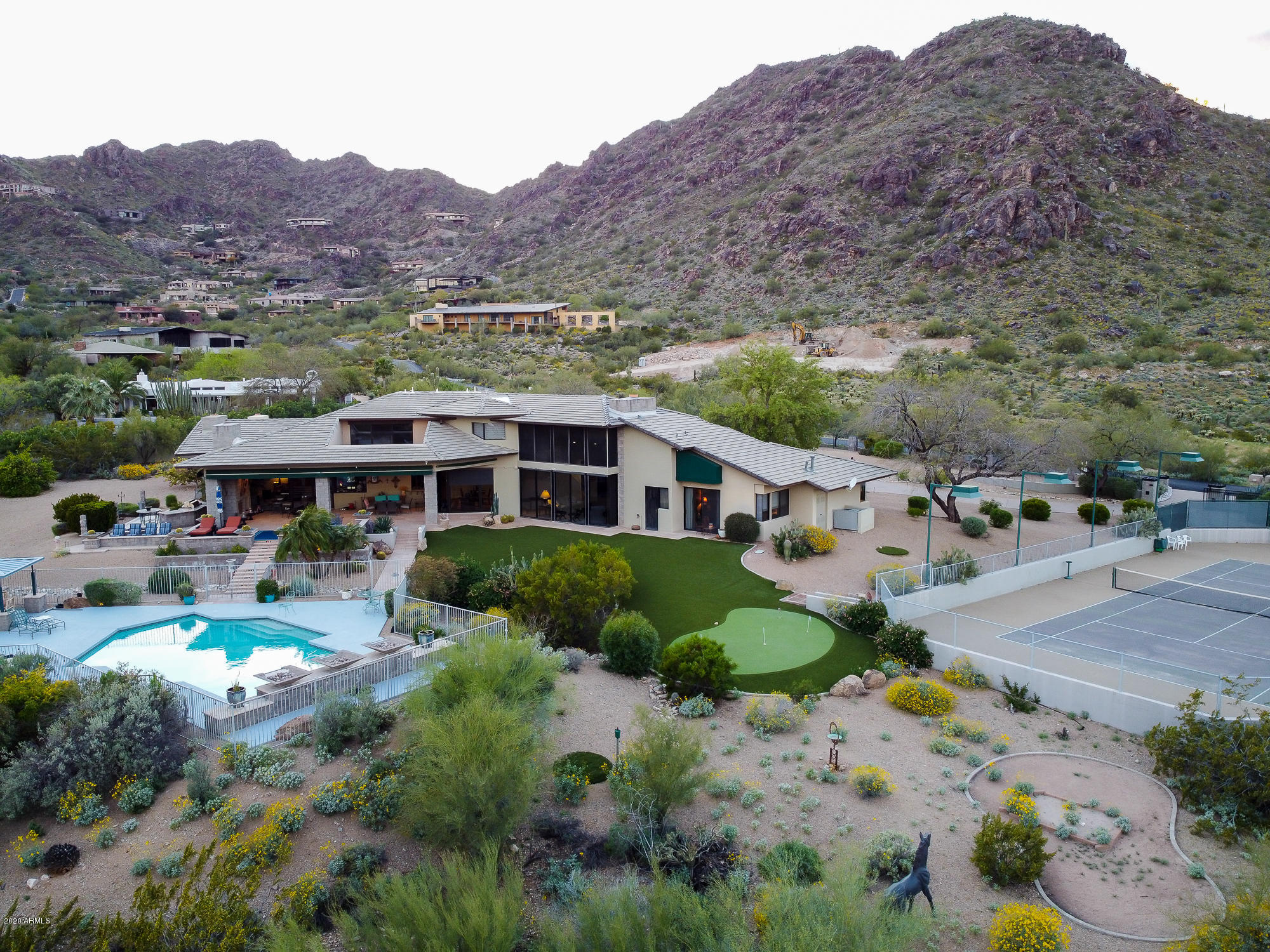 MUMMY MOUNTAIN PARK - Residential
