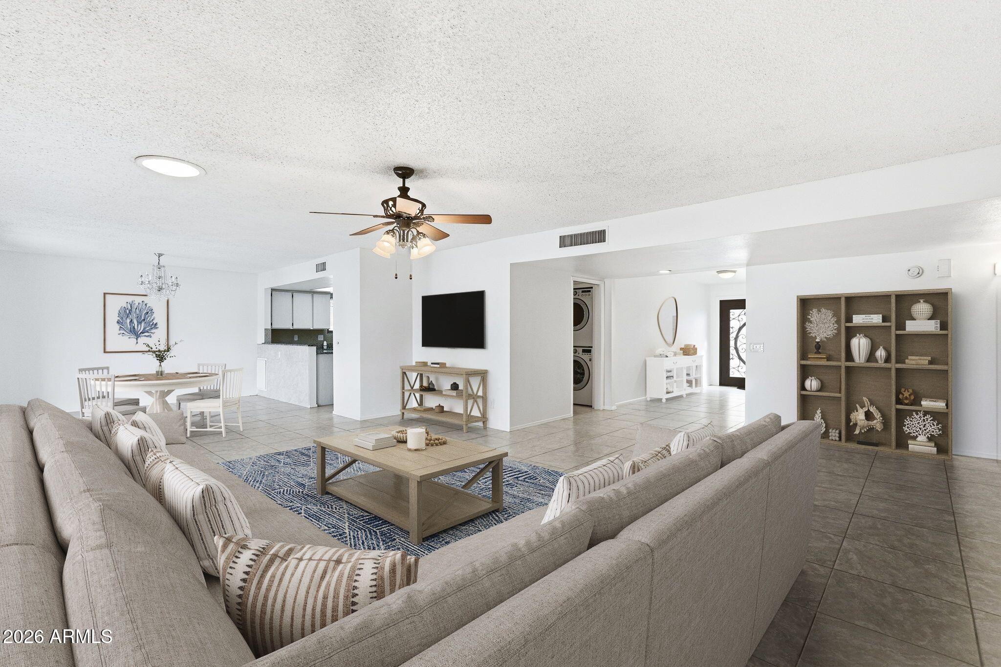 SUN LAKES - Residential