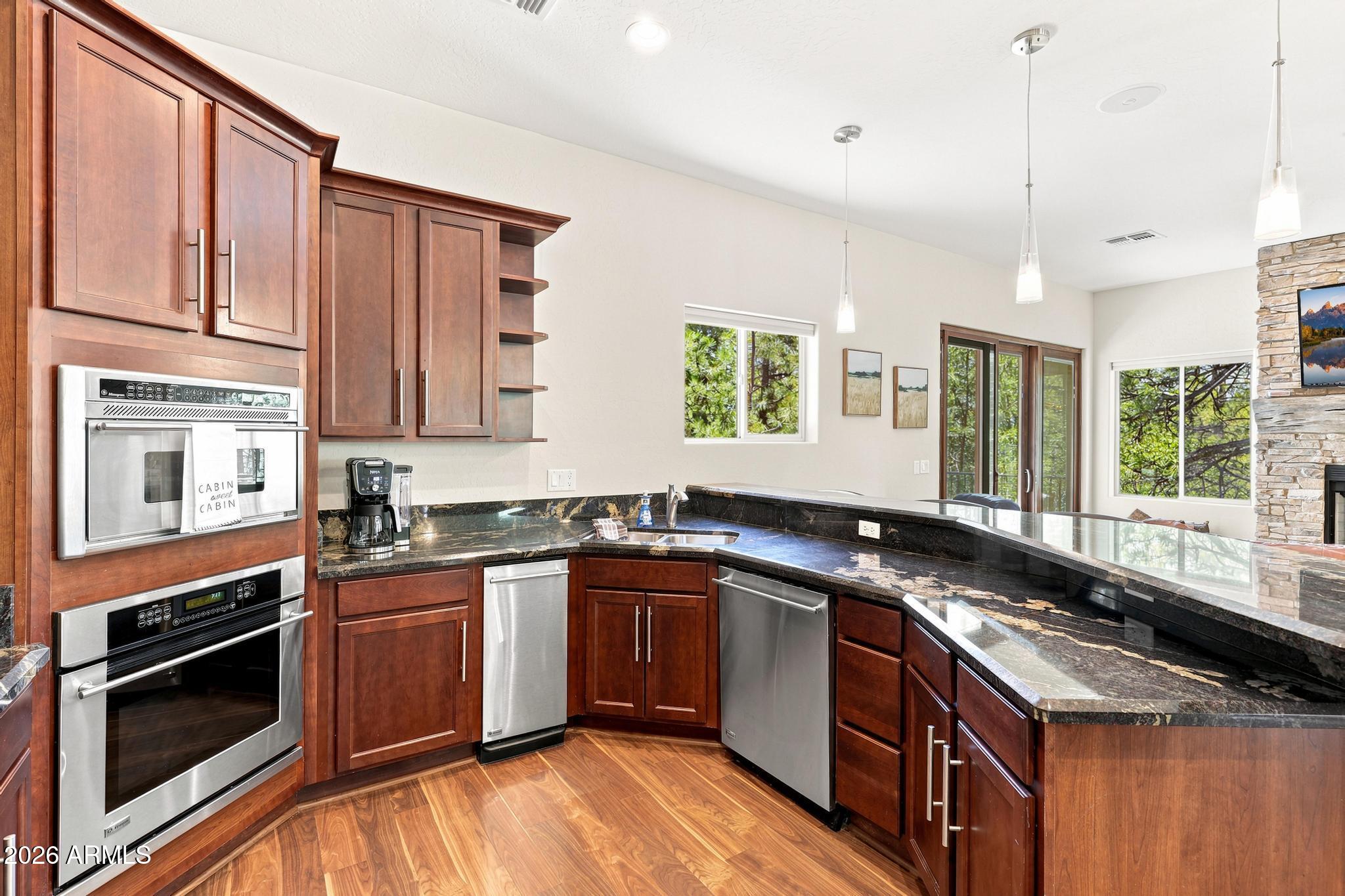 Rim Trail Mountain Club - Residential