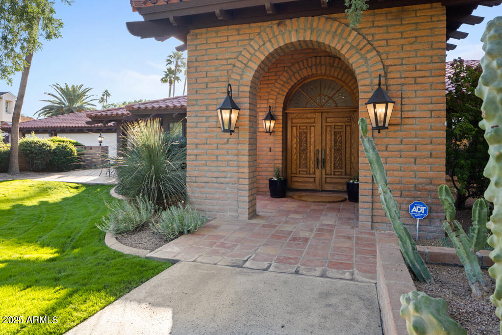 CAMELVIEW - Residential