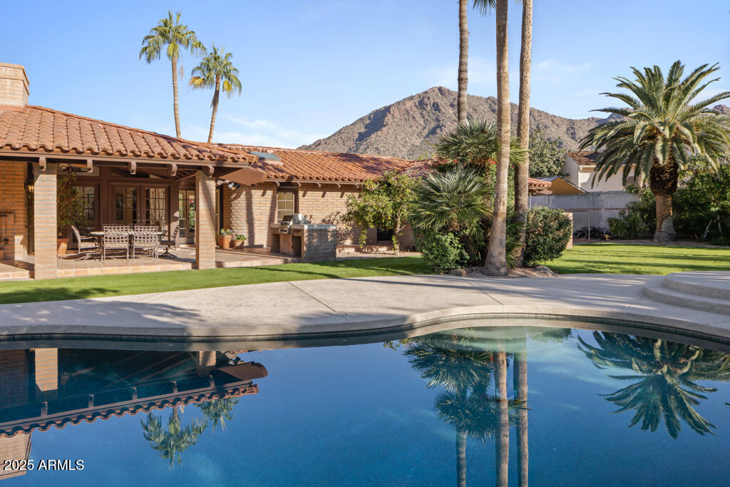 CAMELVIEW - Residential