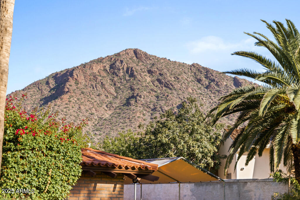 CAMELVIEW - Residential