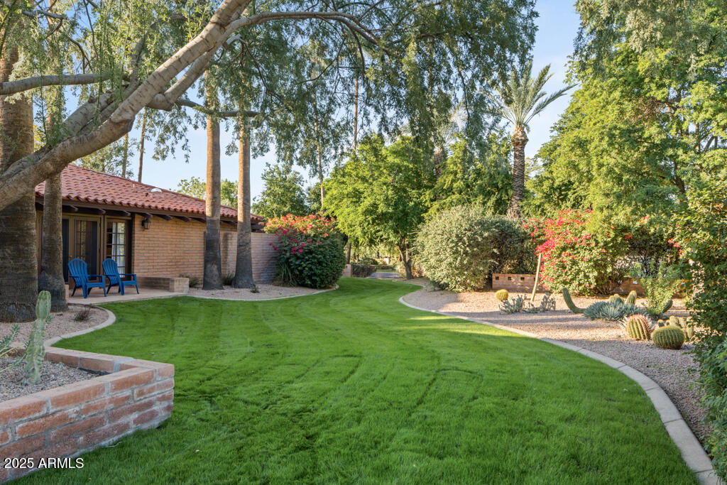 CAMELVIEW - Residential