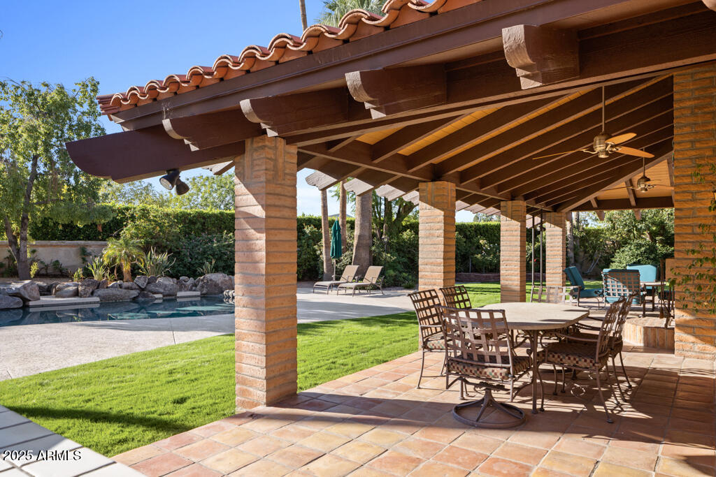 CAMELVIEW - Residential
