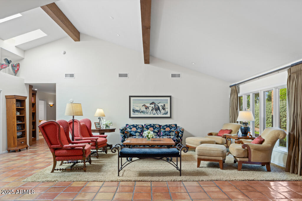 CAMELVIEW - Residential