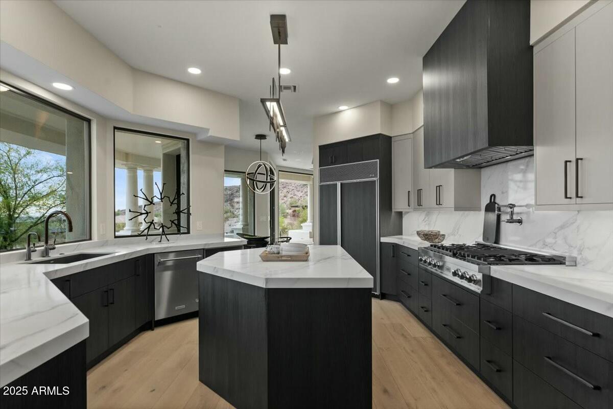 BILTMORE MOUNTAIN ESTATES - Residential