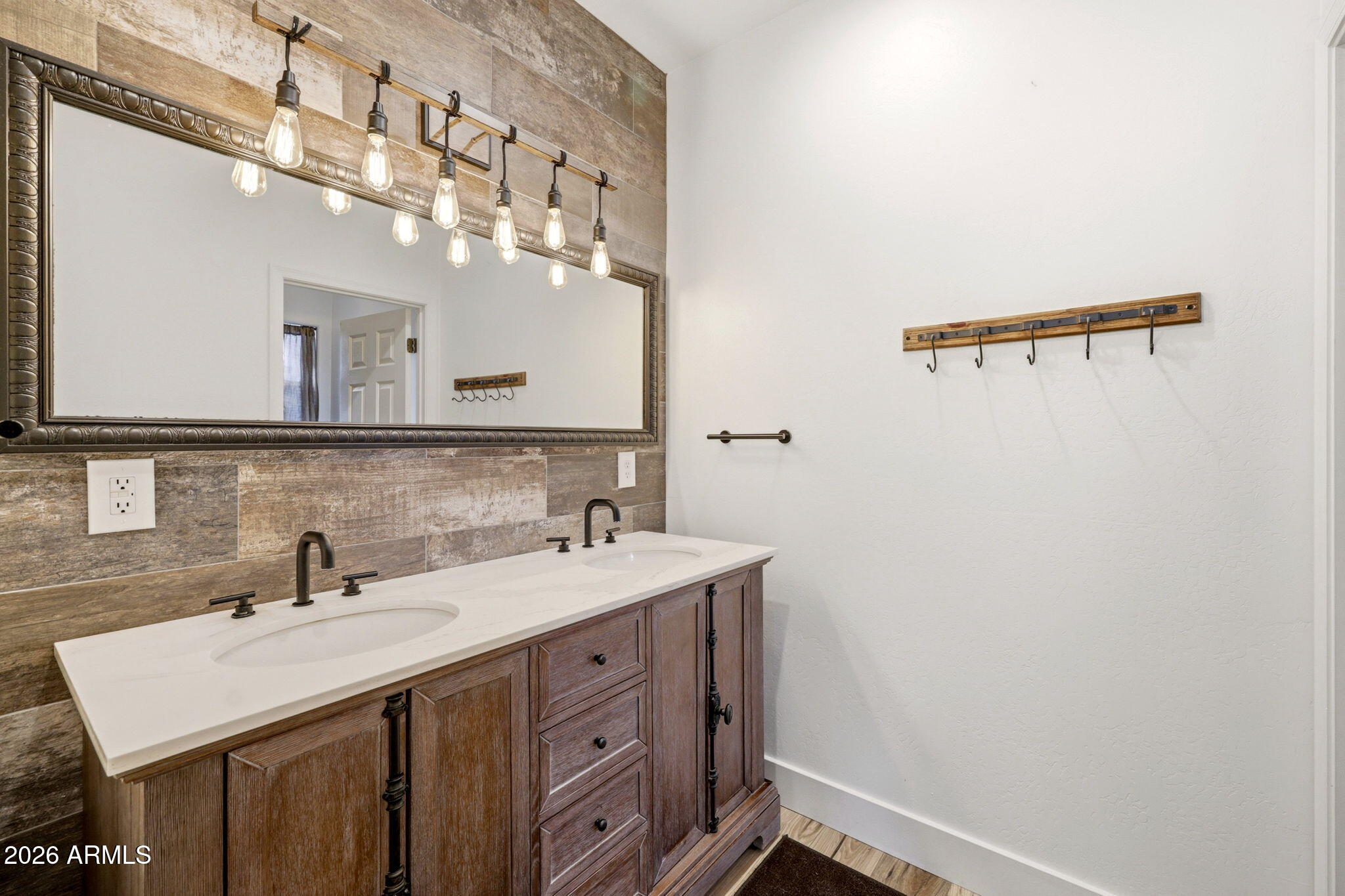 FOREST TRAILS UNIT 1 - Residential