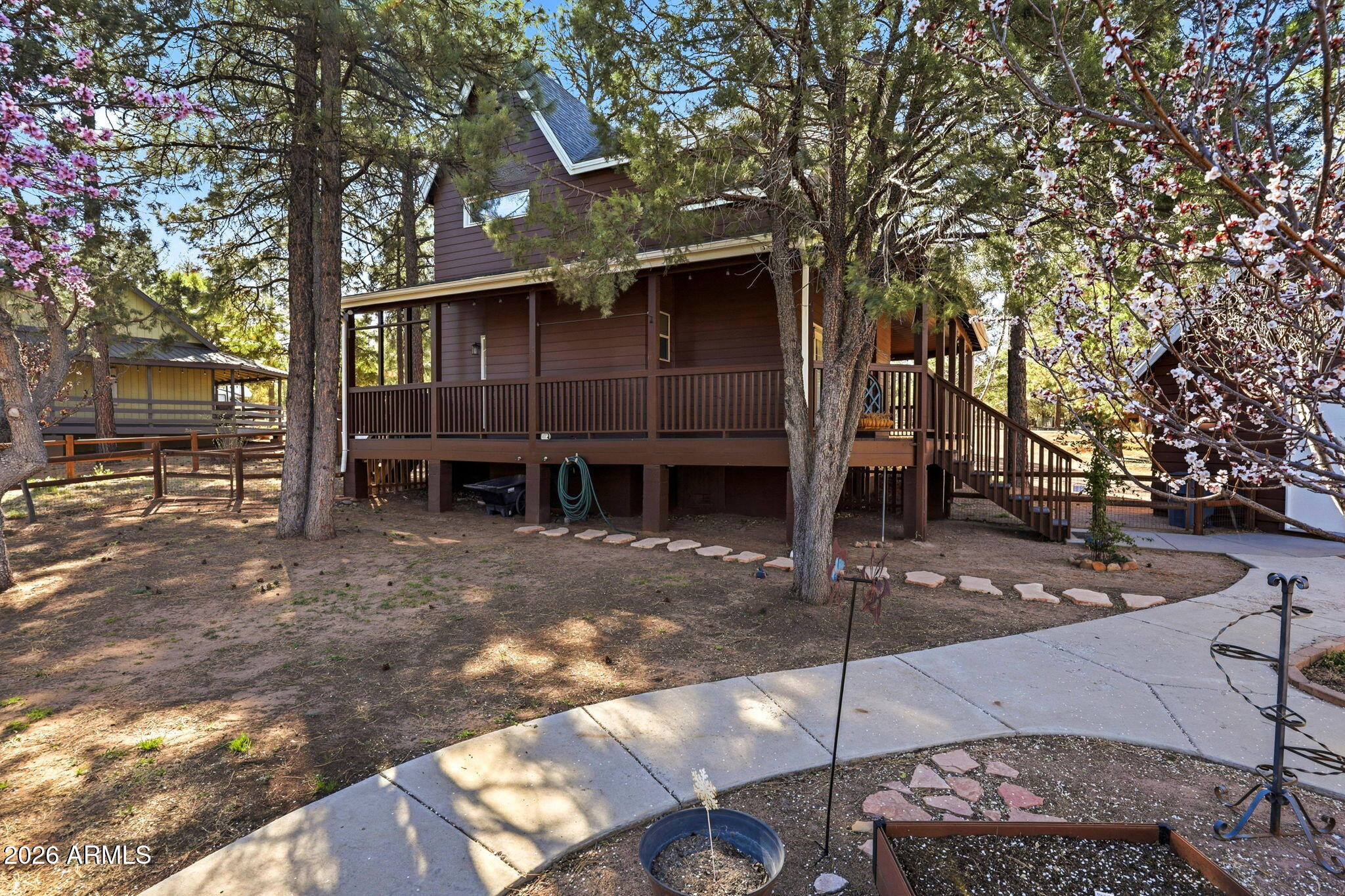 FOREST TRAILS UNIT 1 - Residential
