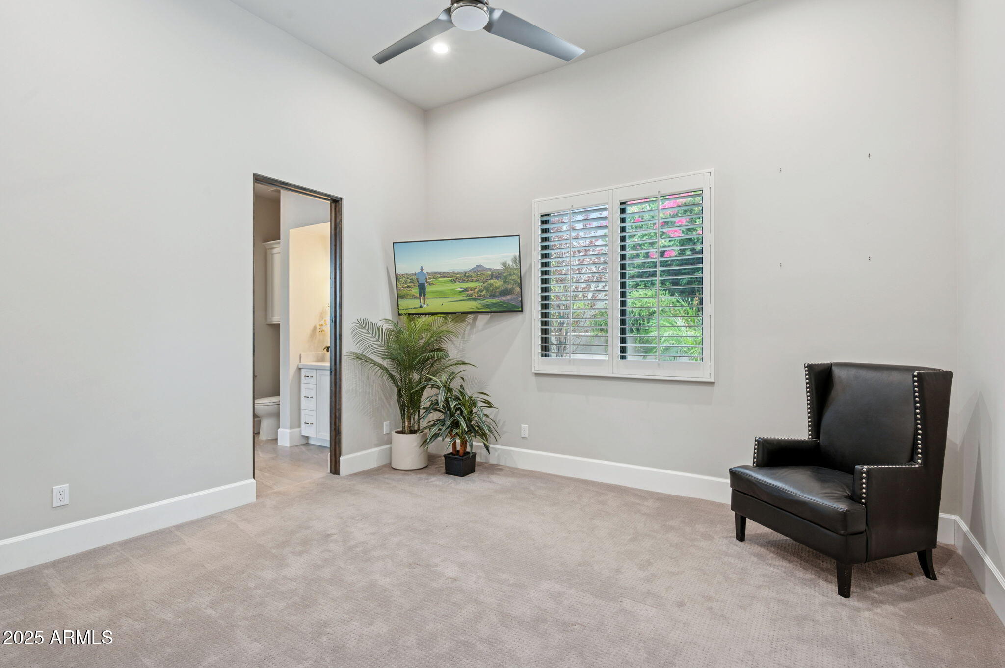 SIERRA HILLS - Residential