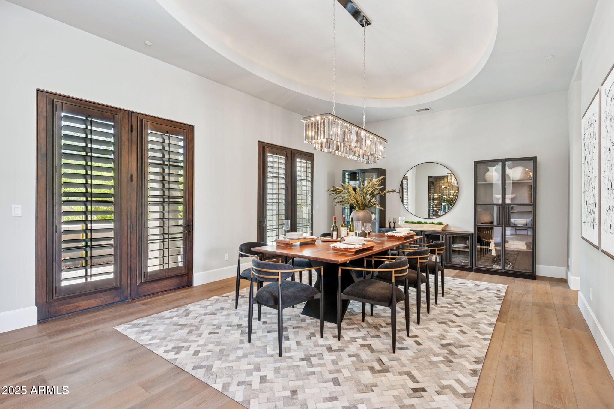 SIERRA HILLS - Residential