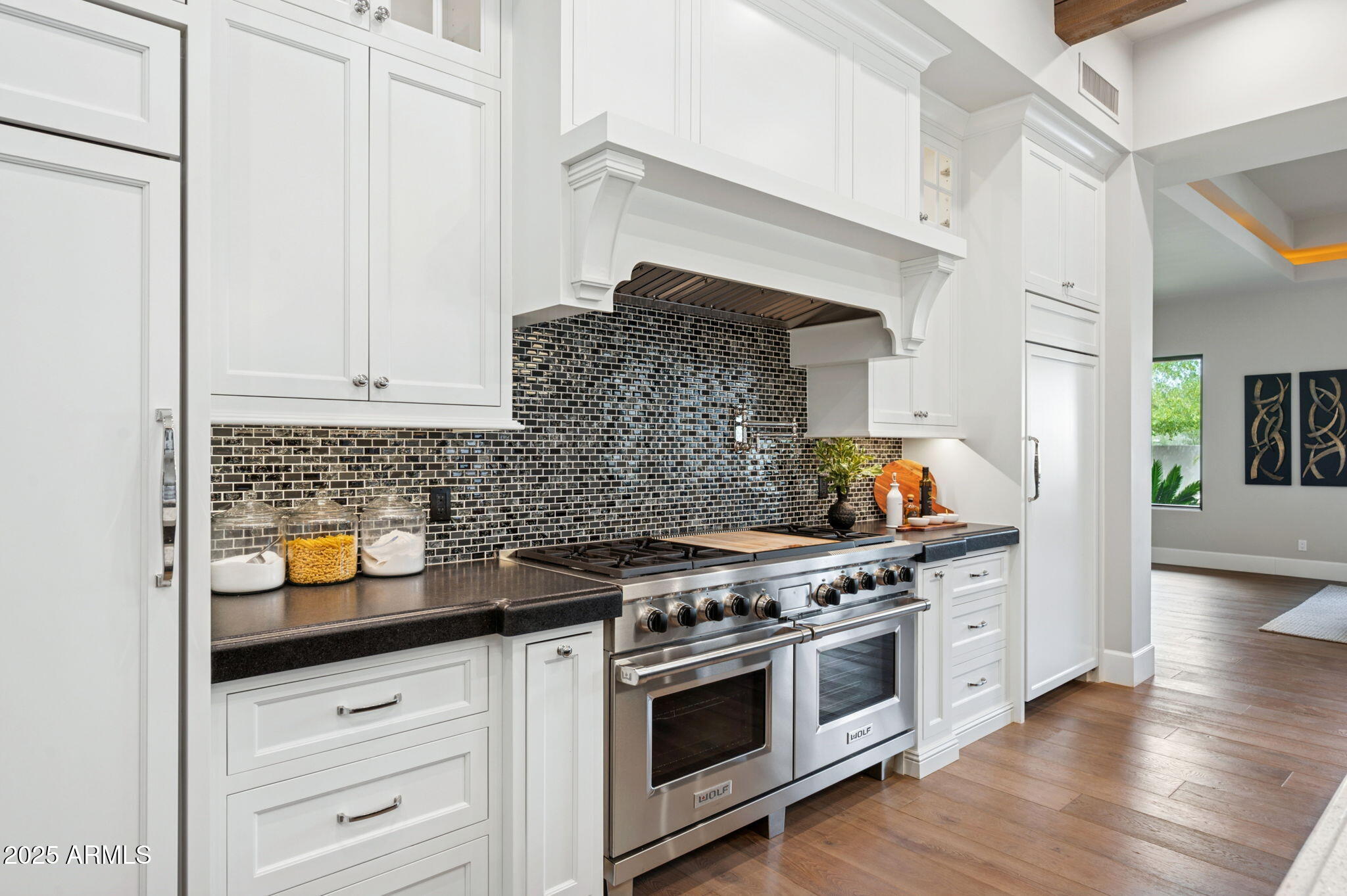 SIERRA HILLS - Residential