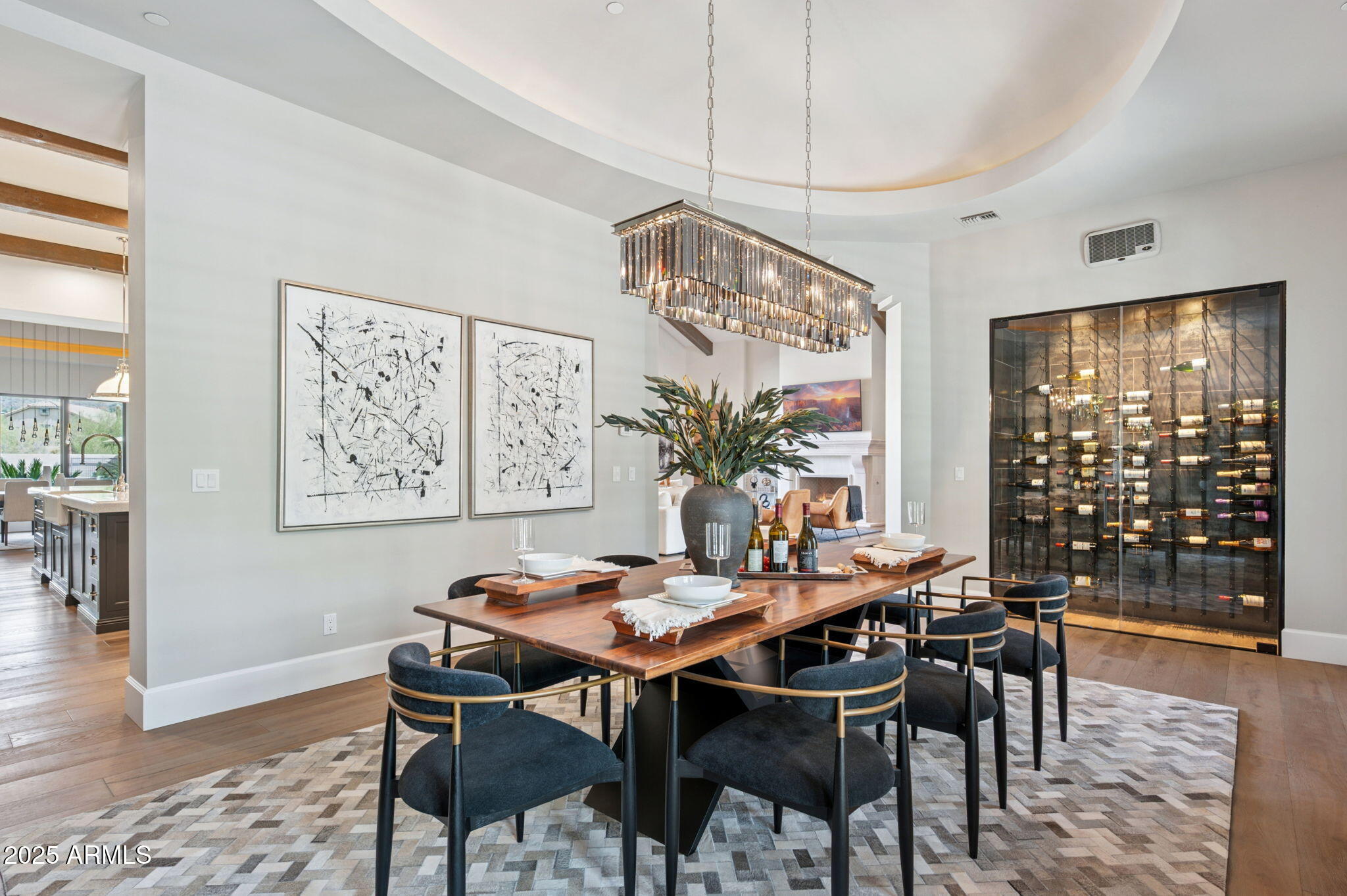 SIERRA HILLS - Residential
