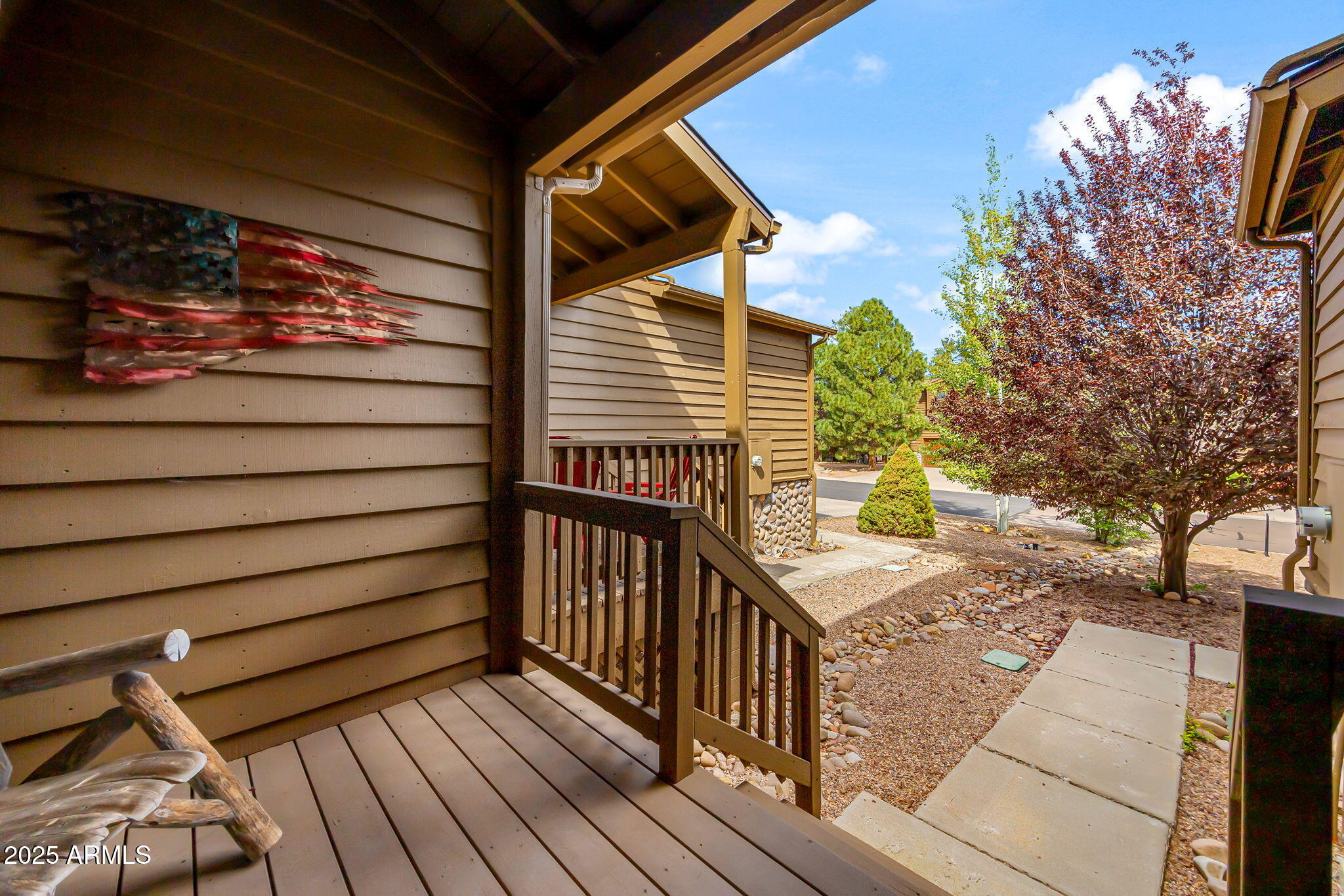 STARLIGHT RIDGE ESTATES TOWNHOUSES UNIT 1 - Residential