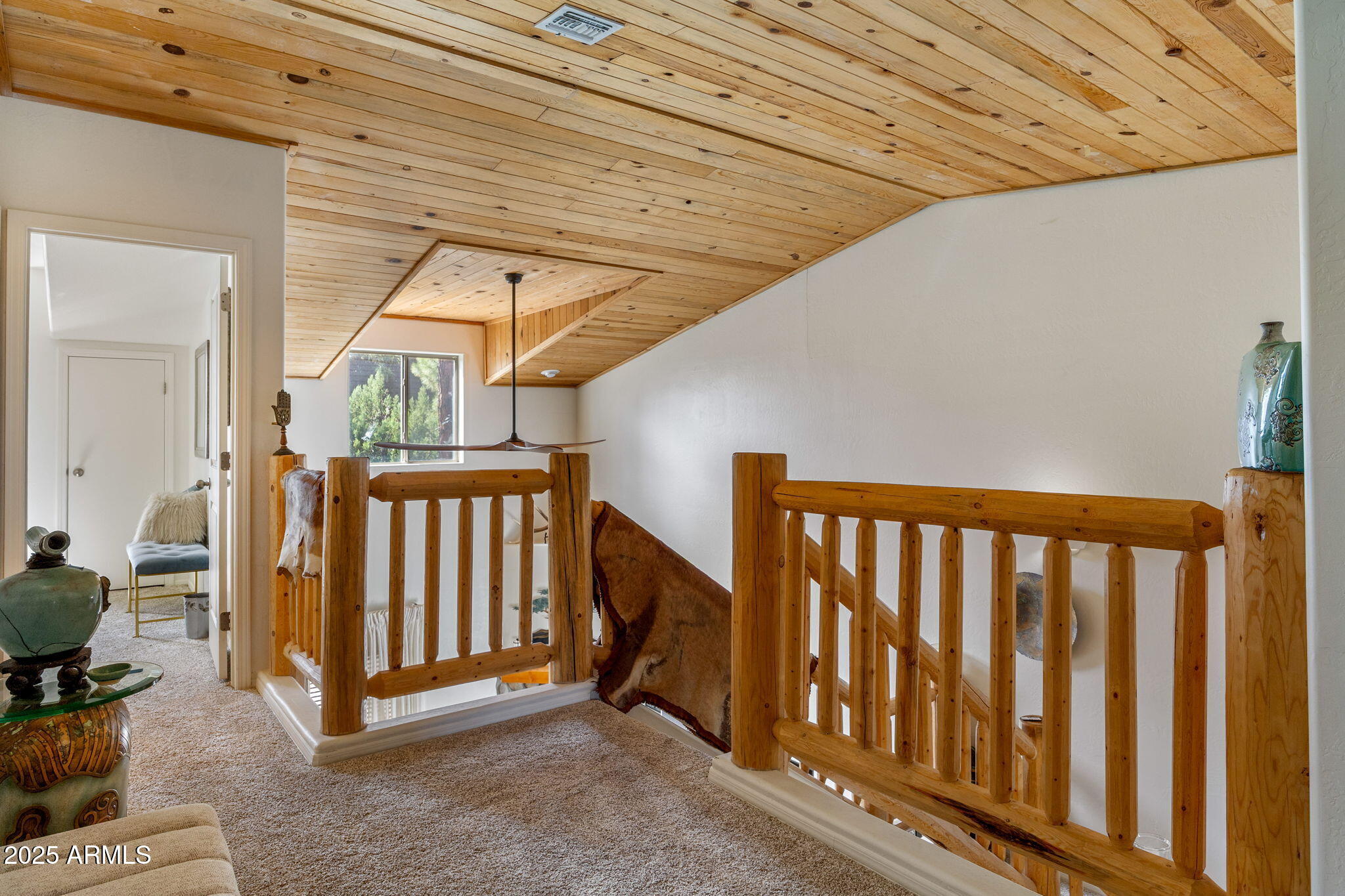 STARLIGHT RIDGE ESTATES TOWNHOUSES UNIT 1 - Residential