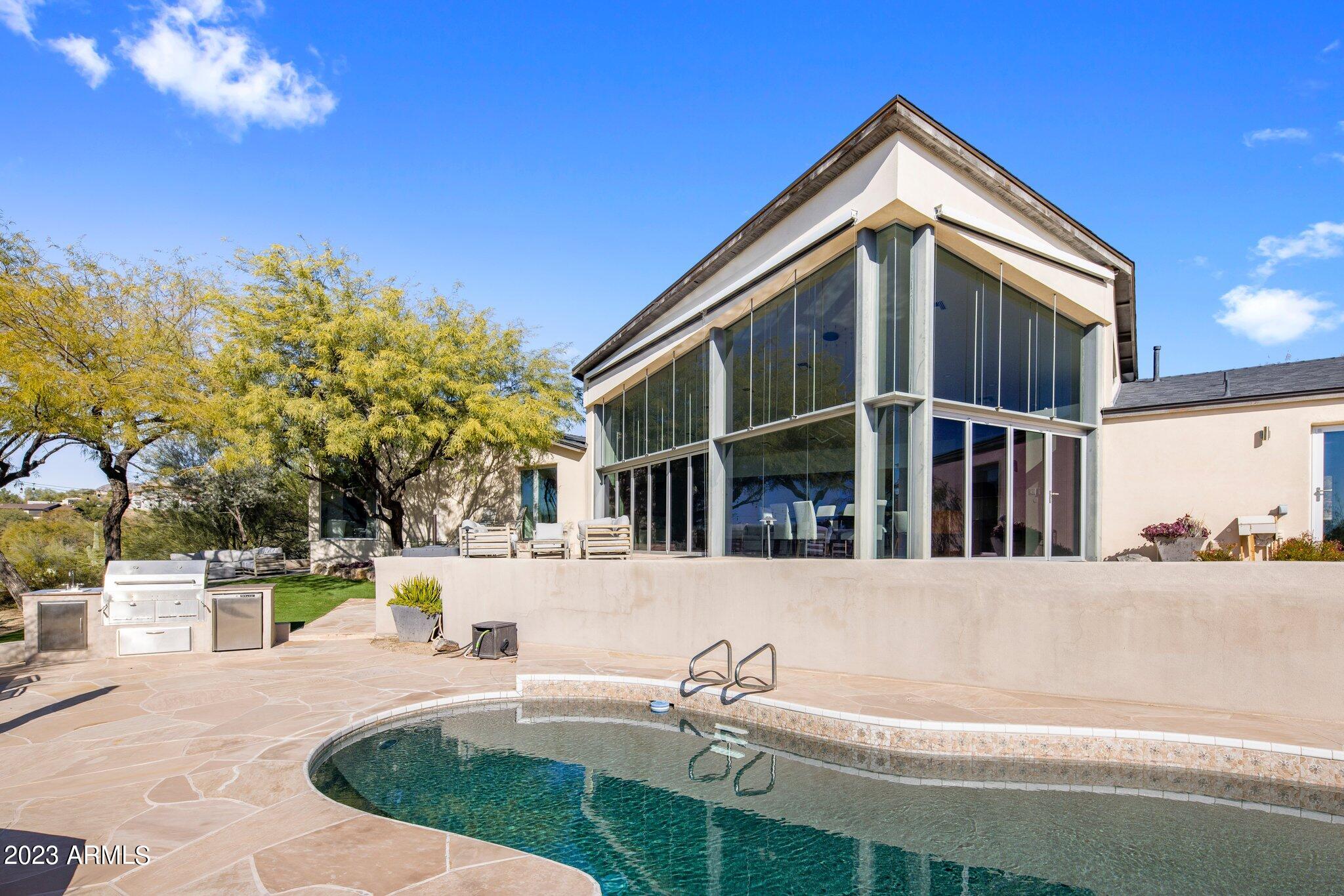 CAMELBACK FOOTHILLS - Residential