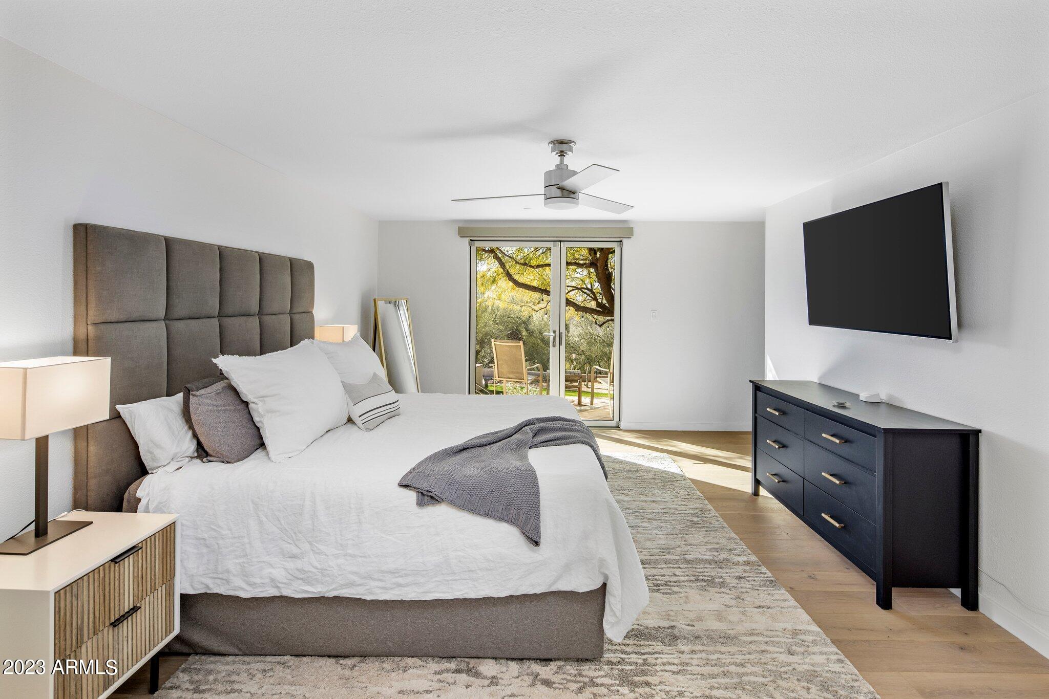 CAMELBACK FOOTHILLS - Residential