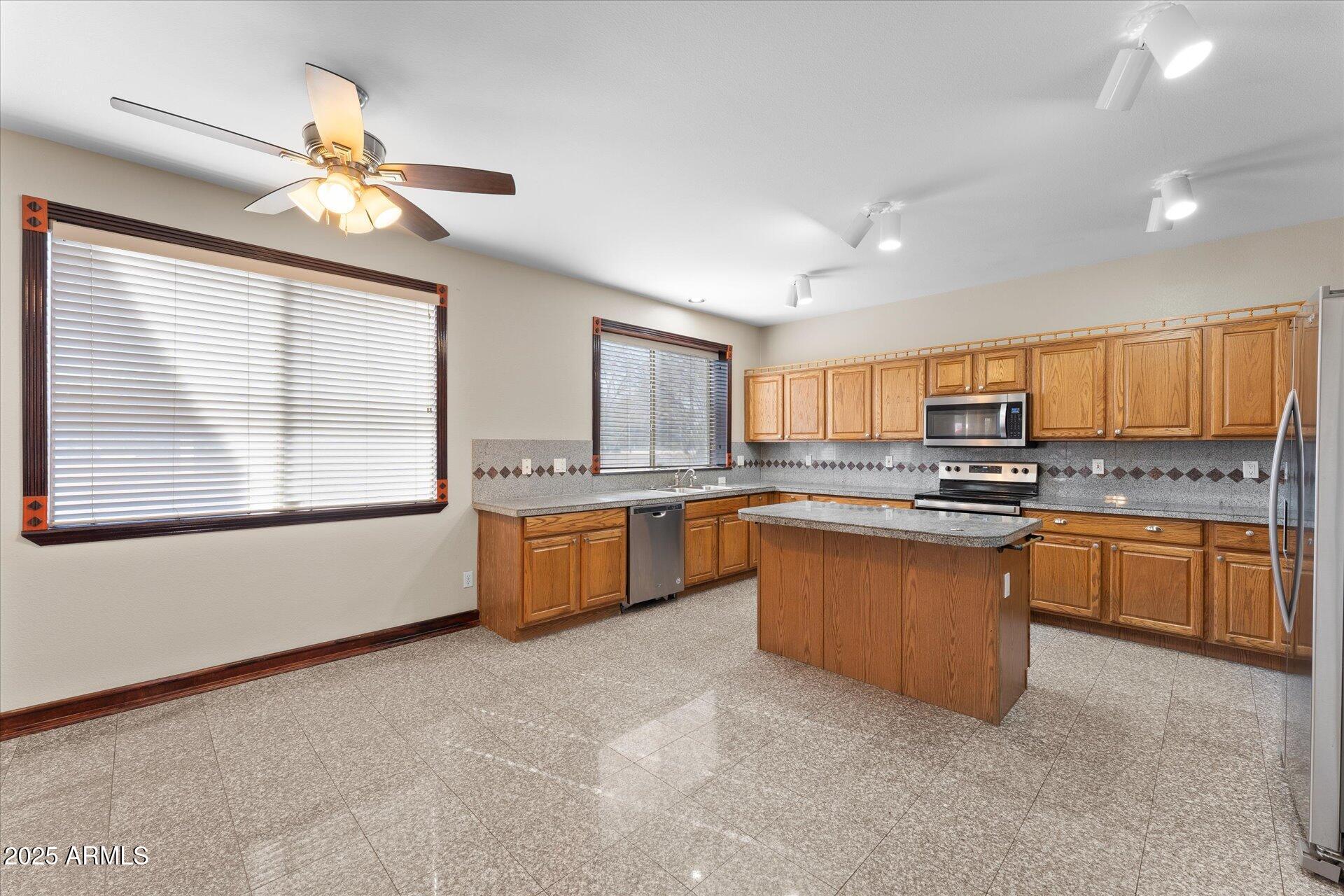 RANCHO CORONA - Residential Lease